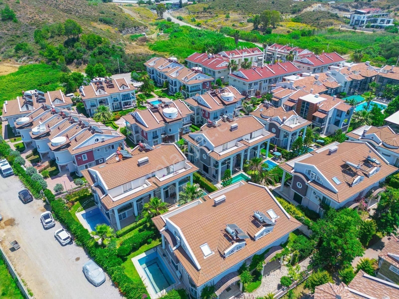 Fethiye Karagedik,çalış Plajına 250 Mt,satılık 5+1 Havuzlu Villa - Görsel 2