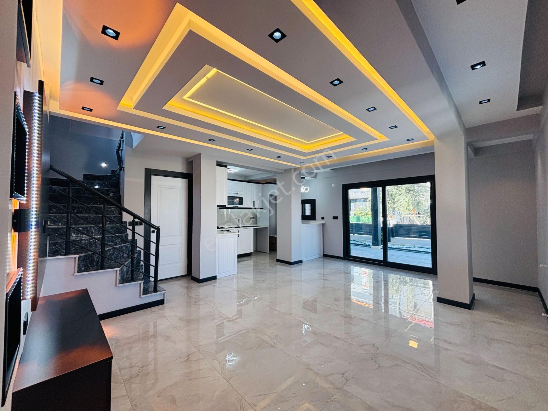 İzmir Seferihisar Doğanbey'de 210m2 Bağımsız Lüks Bahçeli Satılık 3+1 Villa - Görsel 15