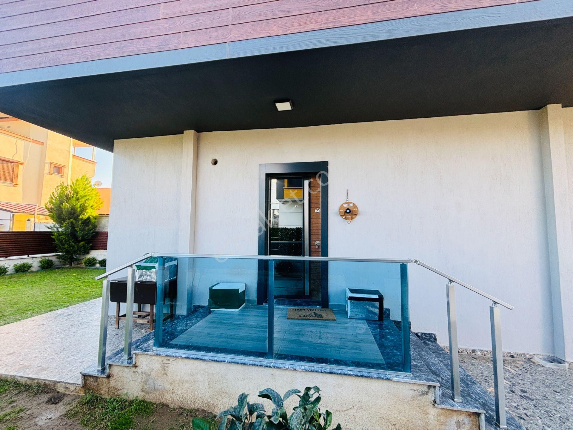 İzmir Seferihisar Cumhuriyet Mahallesi’nde 3+1 Müstakil Tripleks Yazlık Villa - Görsel 13