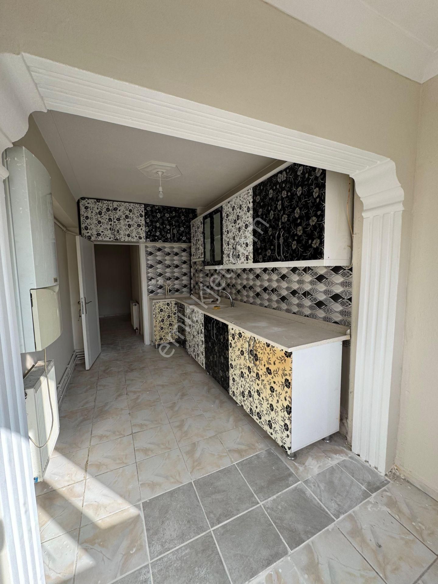 Sincan Andiçen Mahallesinde 3+1 Yapılı Yüksek Giriş Daire - Görsel 2