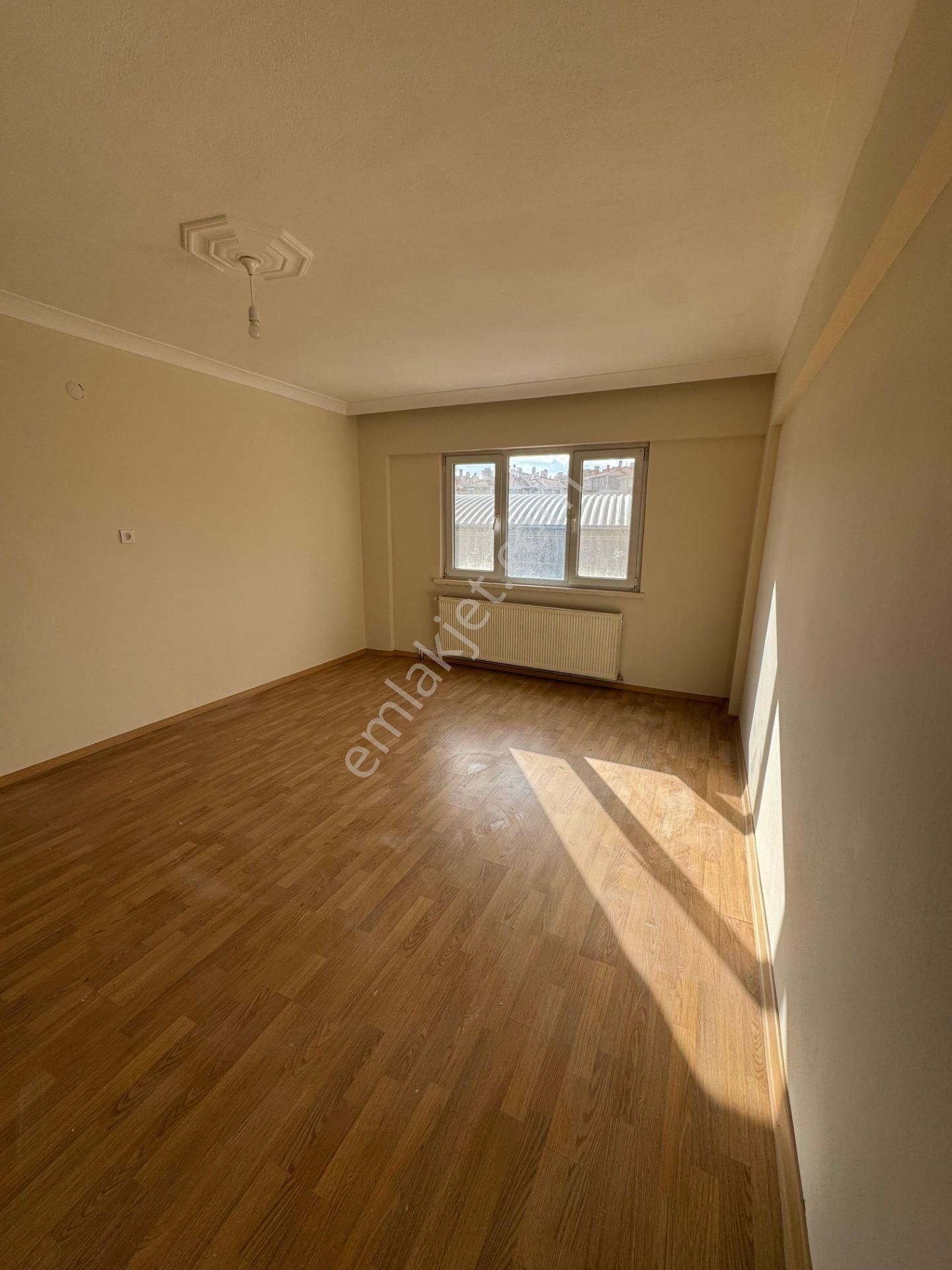 Sincan Andiçen Mahallesinde 3+1 Yapılı Yüksek Giriş Daire - Görsel 5