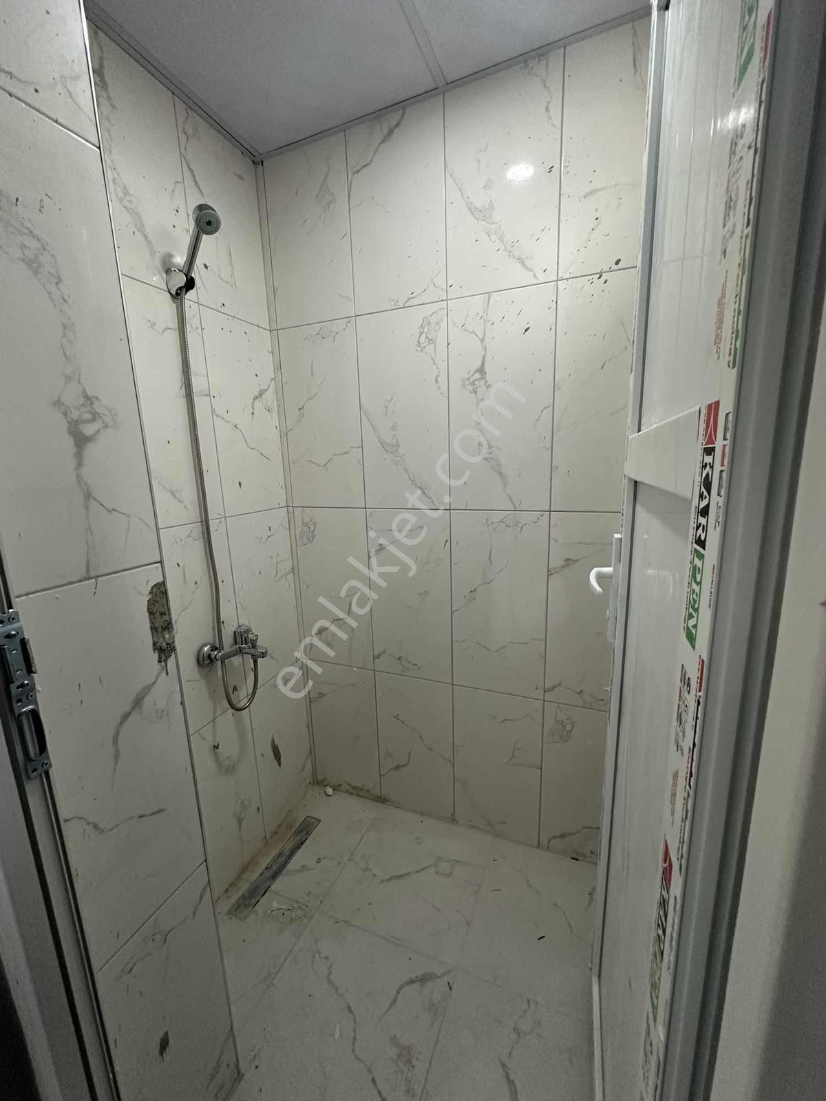 Kapaklı Bahçelievler De 3+1 Merkezi Yerde Otopark,ebeveyn Banyo - Görsel 6