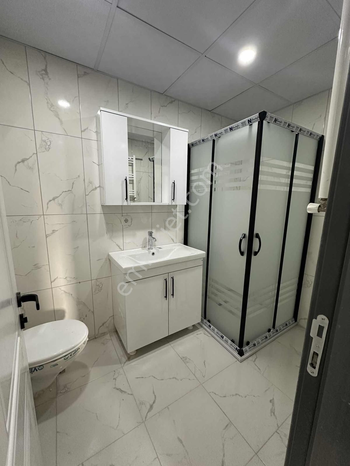 Kapaklı Bahçelievler De 3+1 Merkezi Yerde Otopark,ebeveyn Banyo - Görsel 12