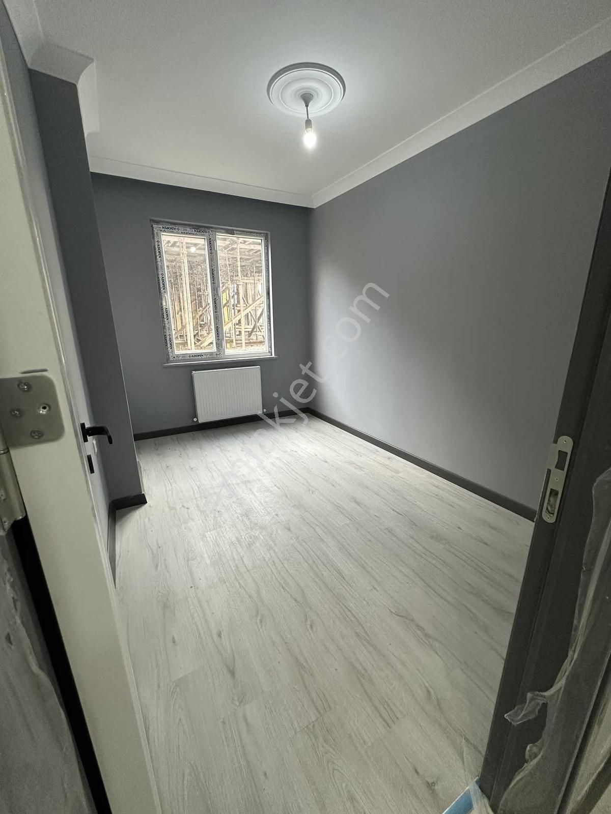 Kapaklı Bahçelievler De 3+1 Merkezi Yerde Otopark,ebeveyn Banyo - Görsel 13