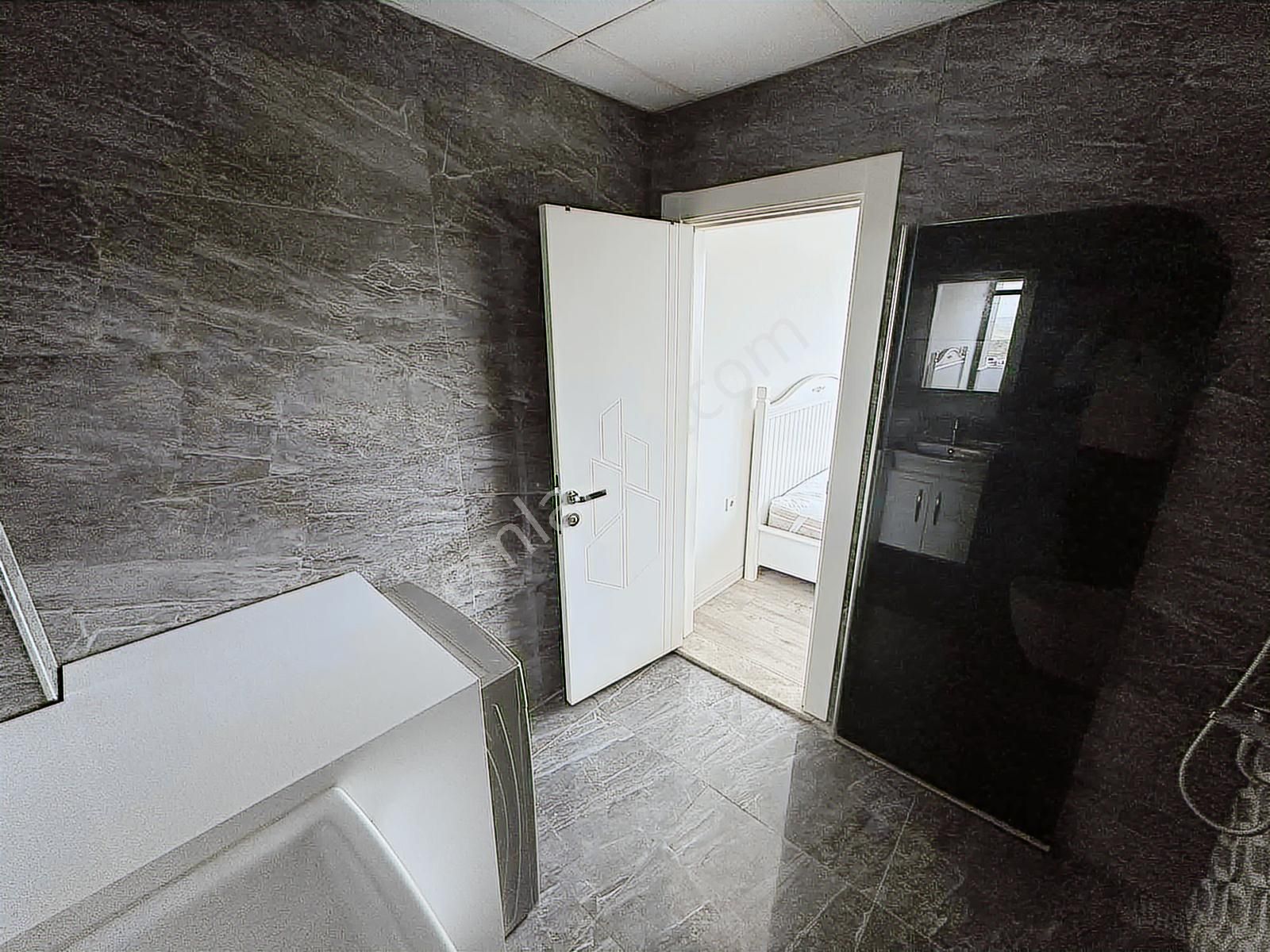 Gm Den 7/24 Güvenlik Spor Salonlu 1+1 Loft Eşyalı Kiralık Daire - Görsel 2