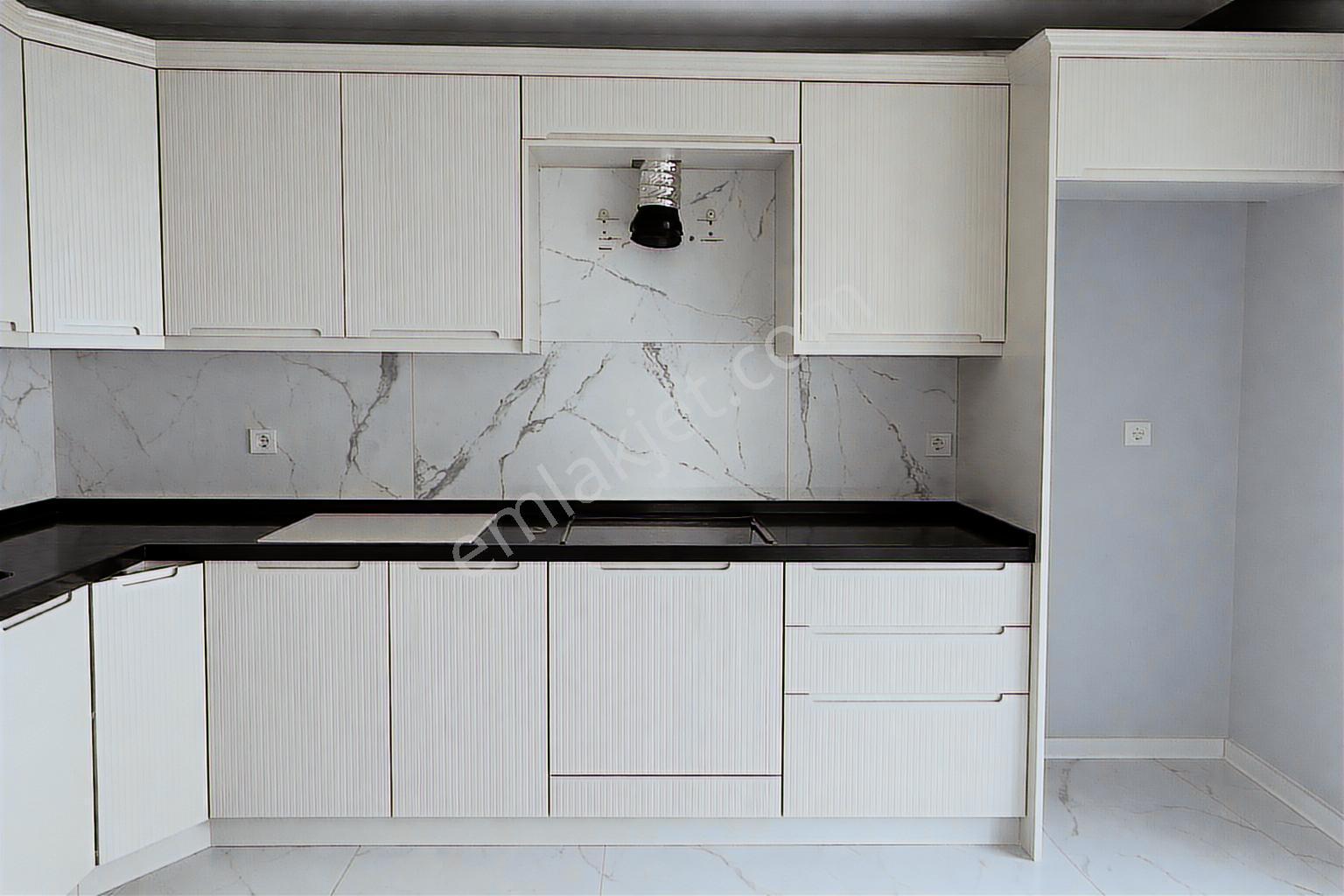 Kariyergayrimenul'den Ultralüks Siteiçi Arakat Kiralık Daire - Görsel 12