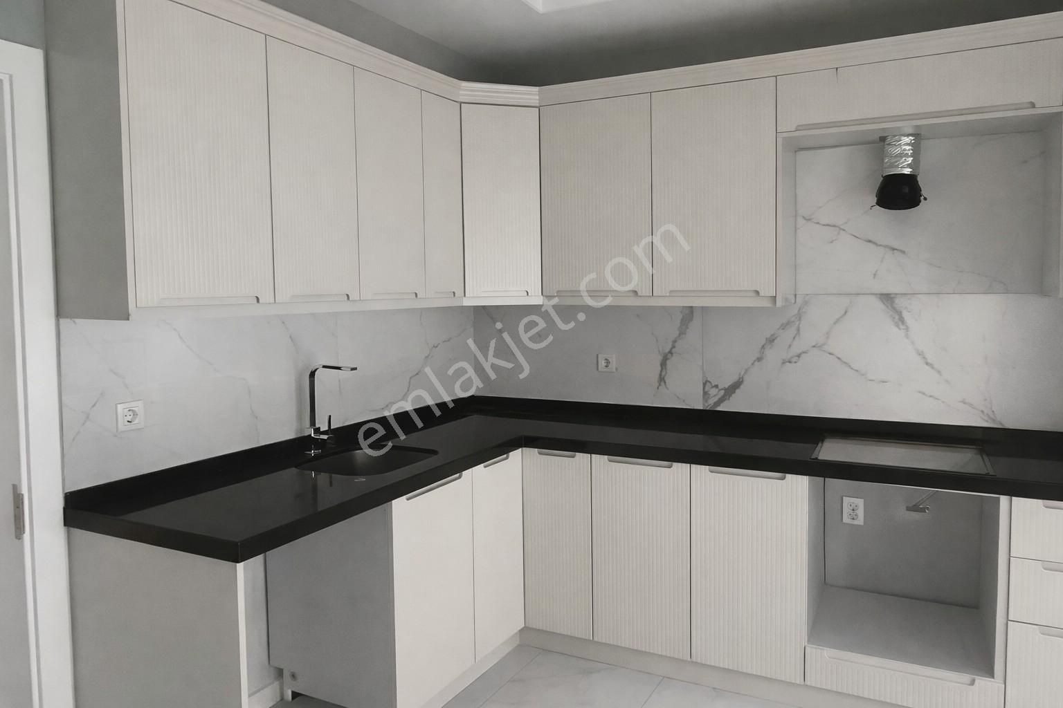 Kariyergayrimenul'den Ultralüks Siteiçi Arakat Kiralık Daire - Görsel 34