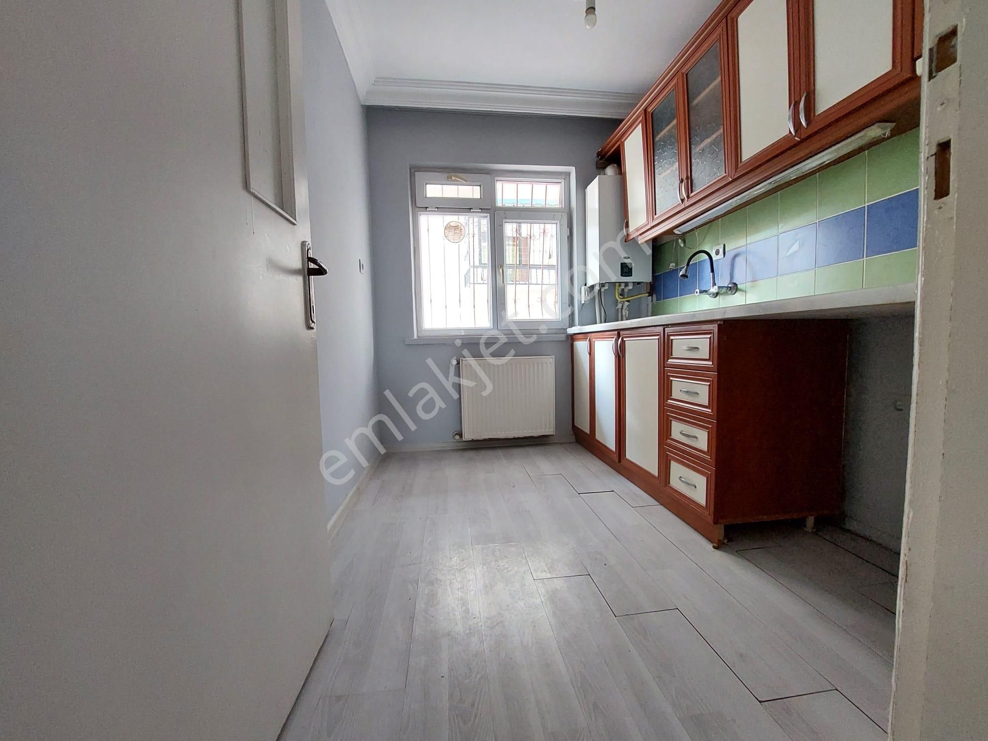 Kazım Karabekir Mah Satılık_2+1 İskanli_caddeye Yakın_boş Daire - Görsel 4