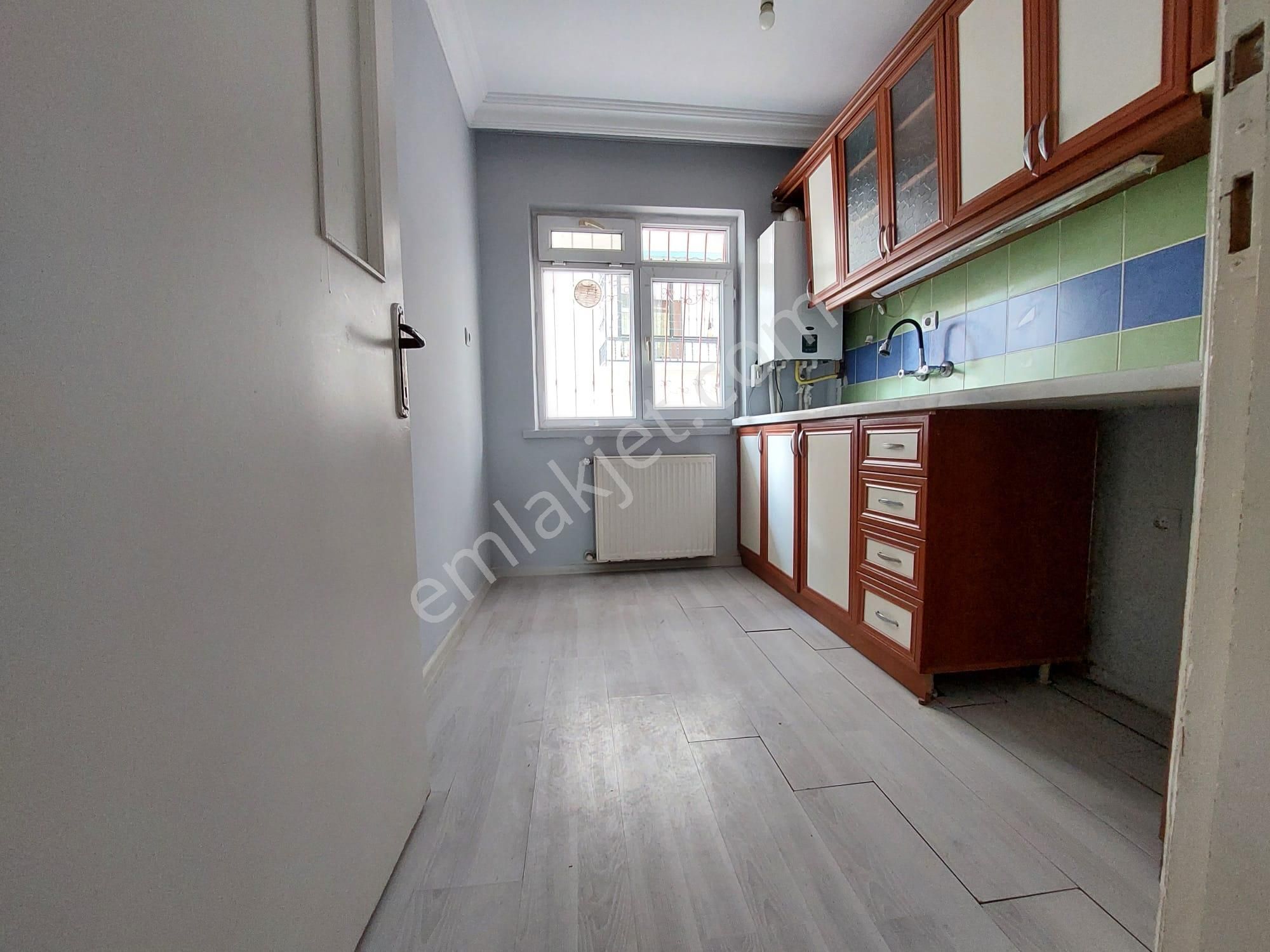 Kazım Karabekir Mah Satılık_2+1 İskanli_caddeye Yakın_boş Daire - Görsel 6
