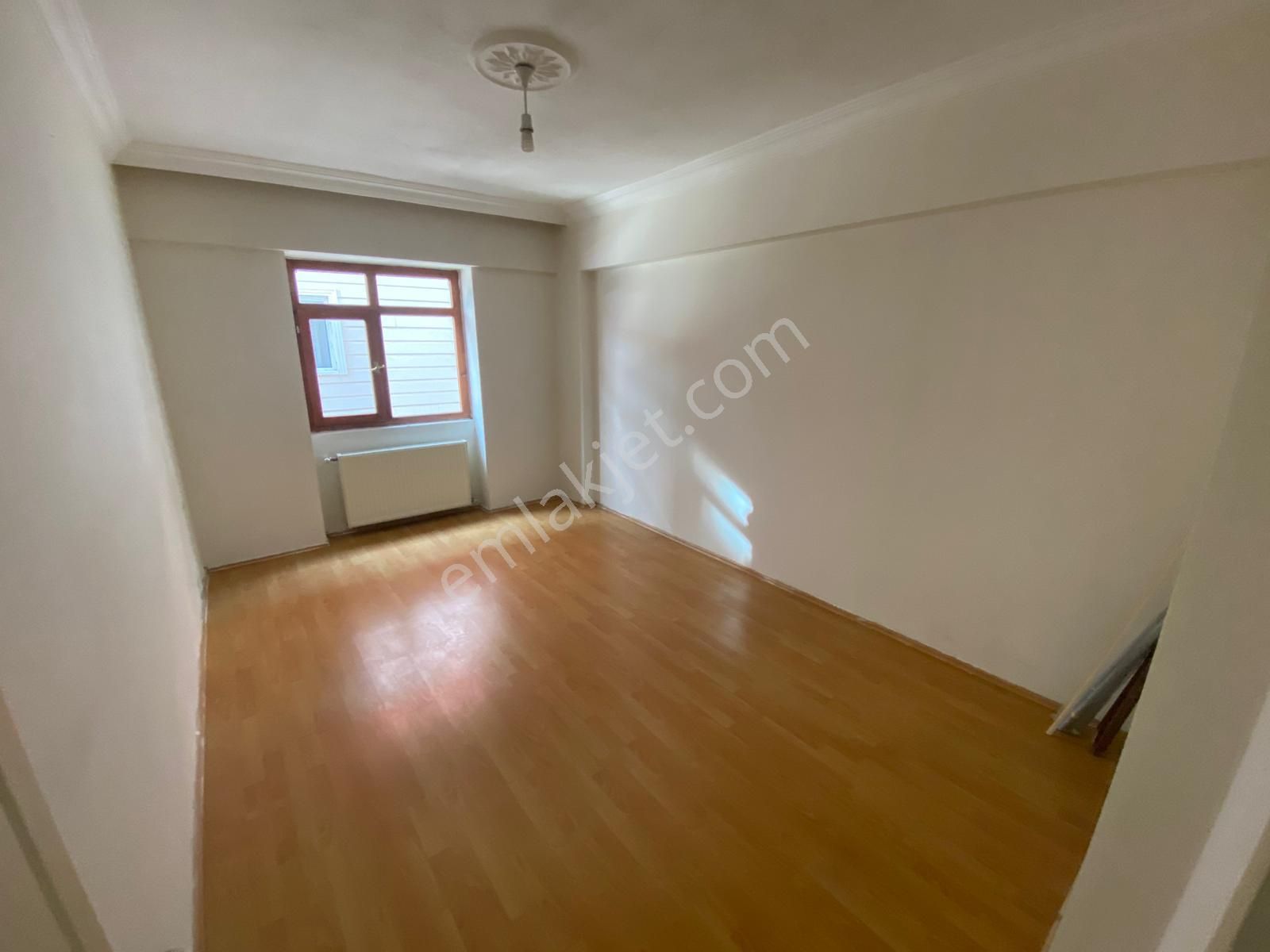 Plevne Mahallesinde 3+1 Katta Satılık Daire - Görsel 8