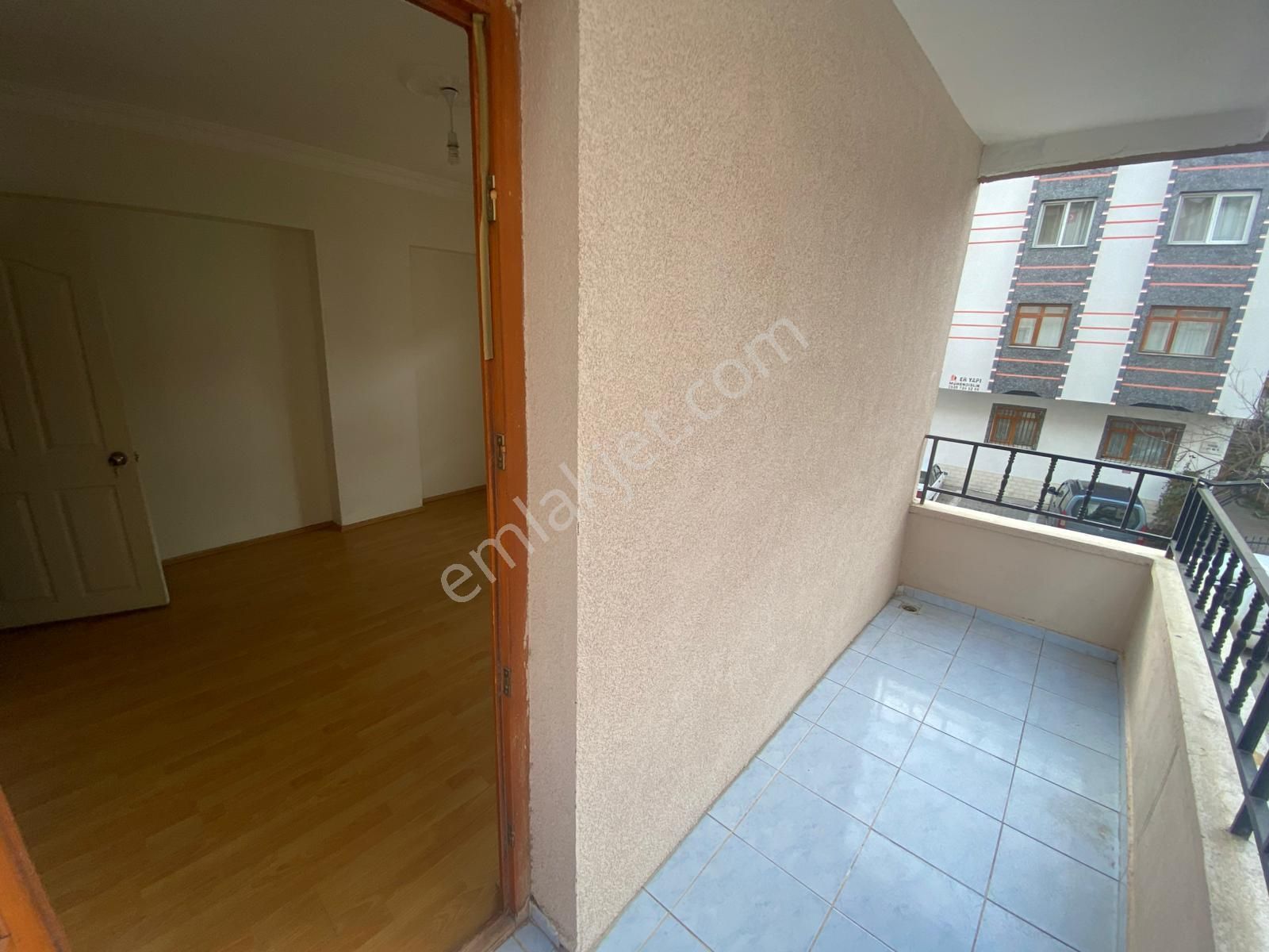 Plevne Mahallesinde 3+1 Katta Satılık Daire - Görsel 17