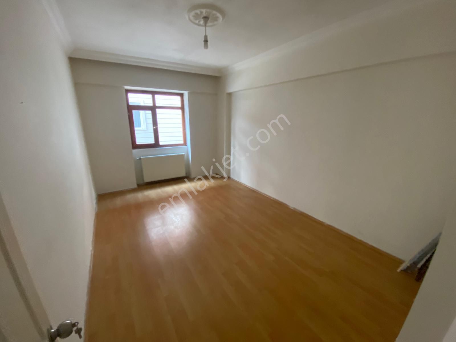 Plevne Mahallesinde 3+1 Katta Satılık Daire - Görsel 10