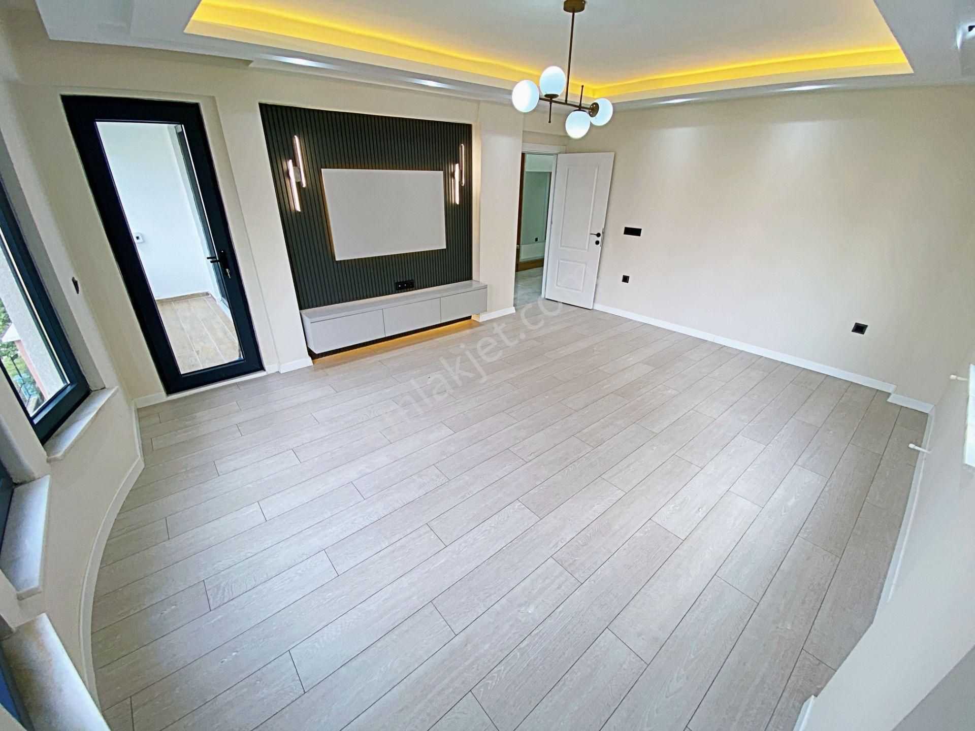 🌀gültaş Emlaktan Akçay Altınkumda Satılık 3+1 Ebeveyn Banyolu Otoparklı Daire - Görsel 4