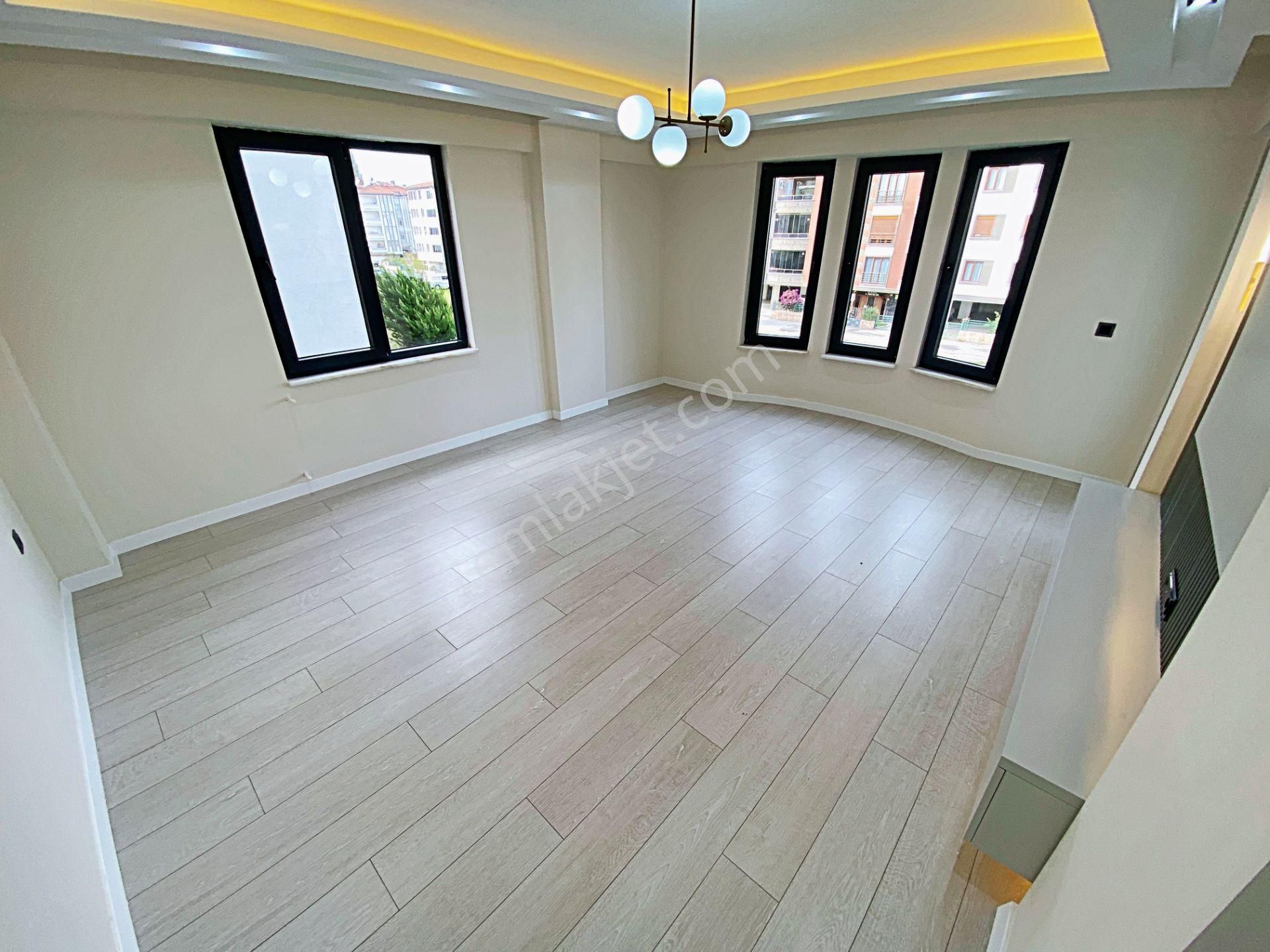 🌀gültaş Emlaktan Akçay Altınkumda Satılık 3+1 Ebeveyn Banyolu Otoparklı Daire - Görsel 7