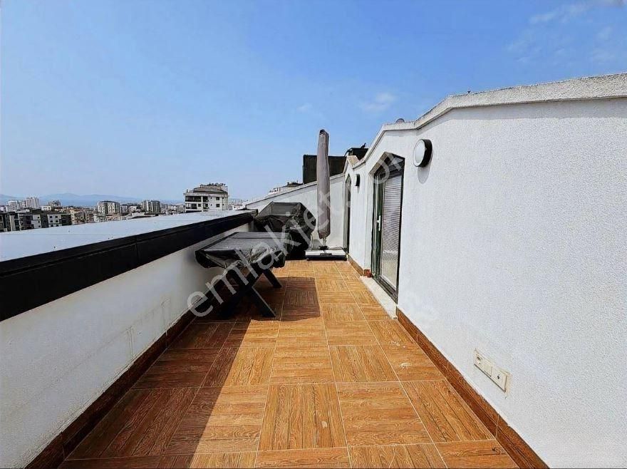 Ayşekadın Minibüs Cad. De Güney Cephe Önü Açık 4+1 Dubleks