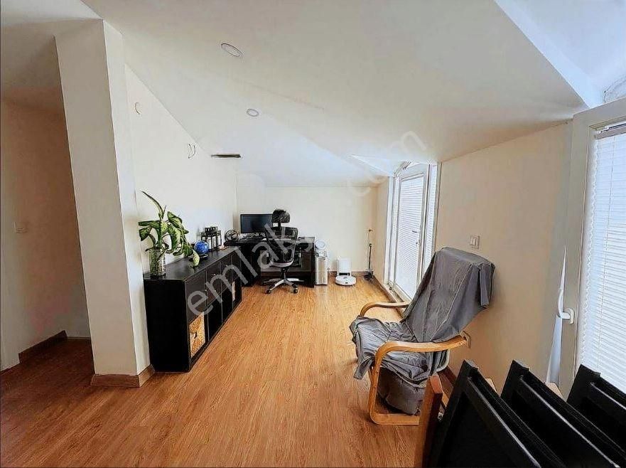 Ayşekadın Minibüs Cad. De Güney Cephe Önü Açık 4+1 Dubleks - Görsel 16