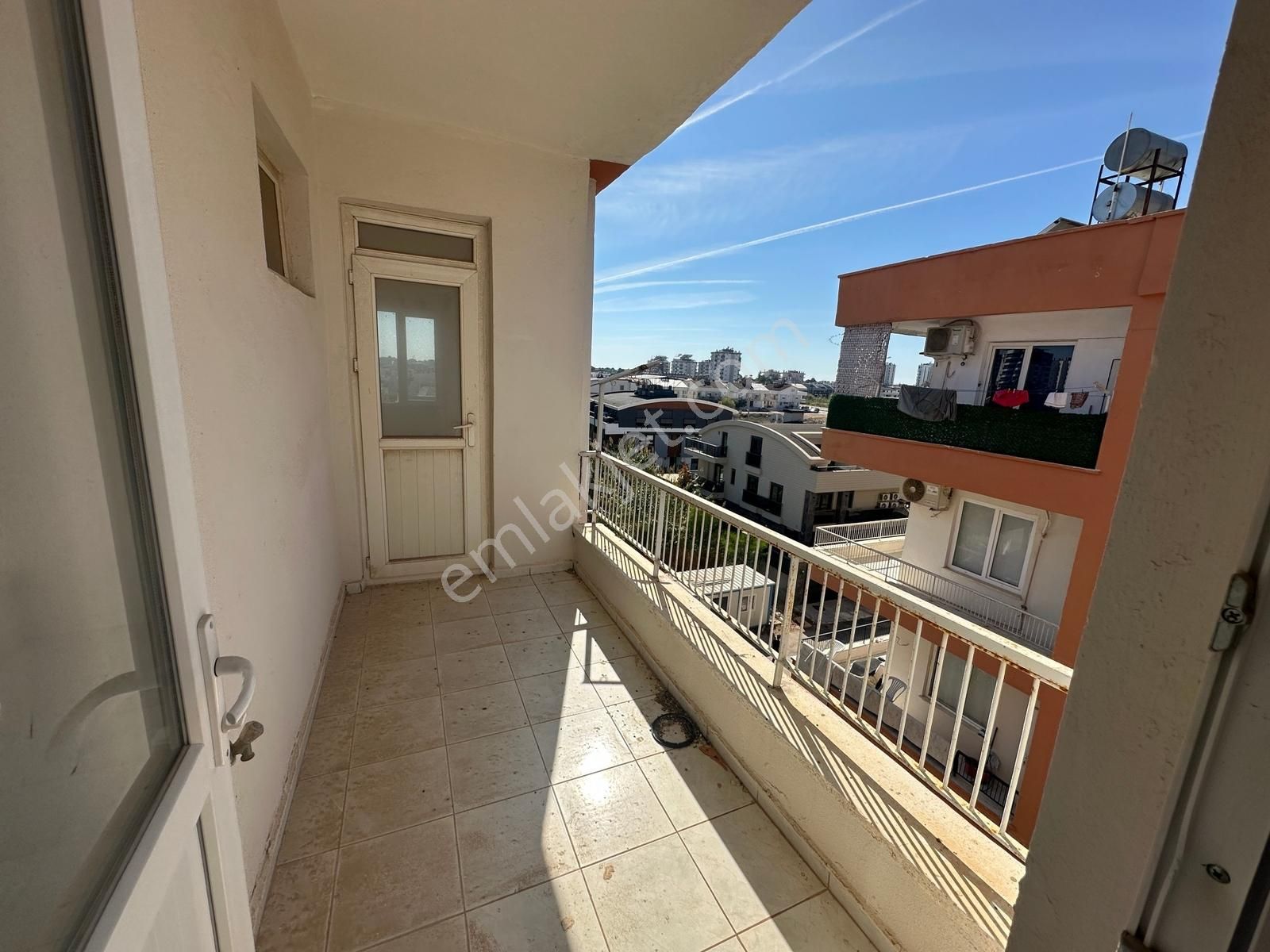 Güzeloba'da Denize Yürüme Mesafesinde 2+1 135 M2 Daire+dükkan - Görsel 13