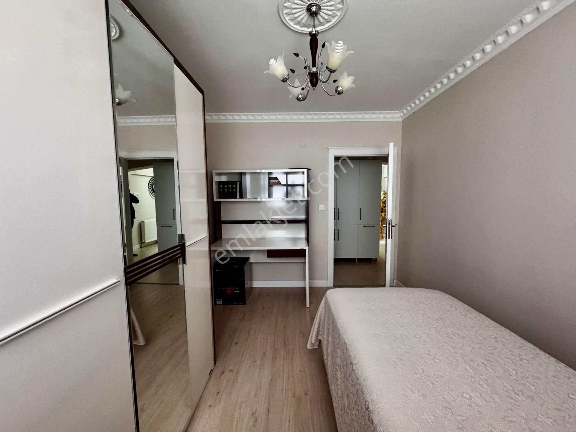 Kalecik Emlak'tan Çift Banyolu Asansörlü Teraslı 5+1 Dublex Daire - Görsel 10