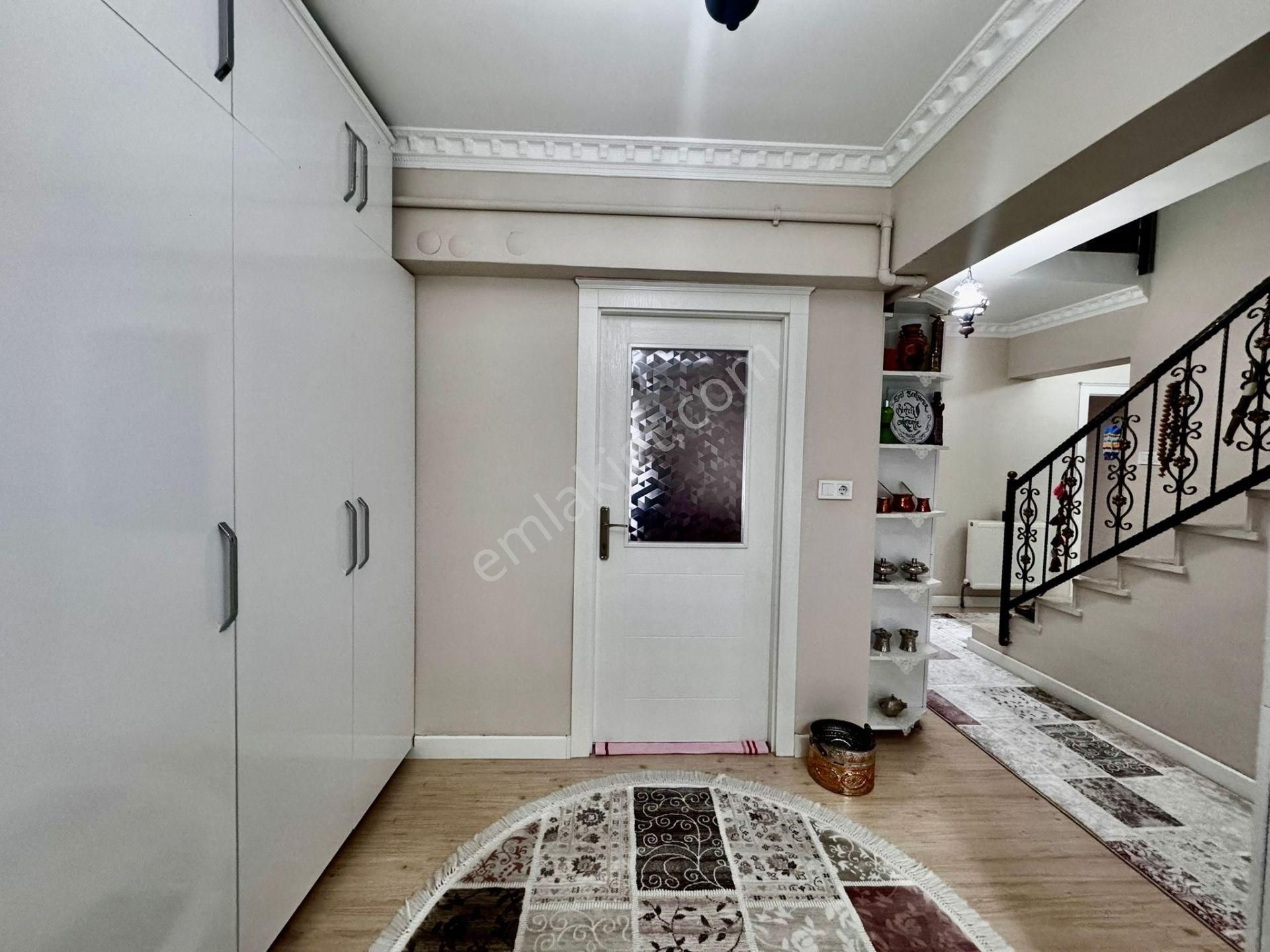 Kalecik Emlak'tan Çift Banyolu Asansörlü Teraslı 5+1 Dublex Daire - Görsel 17