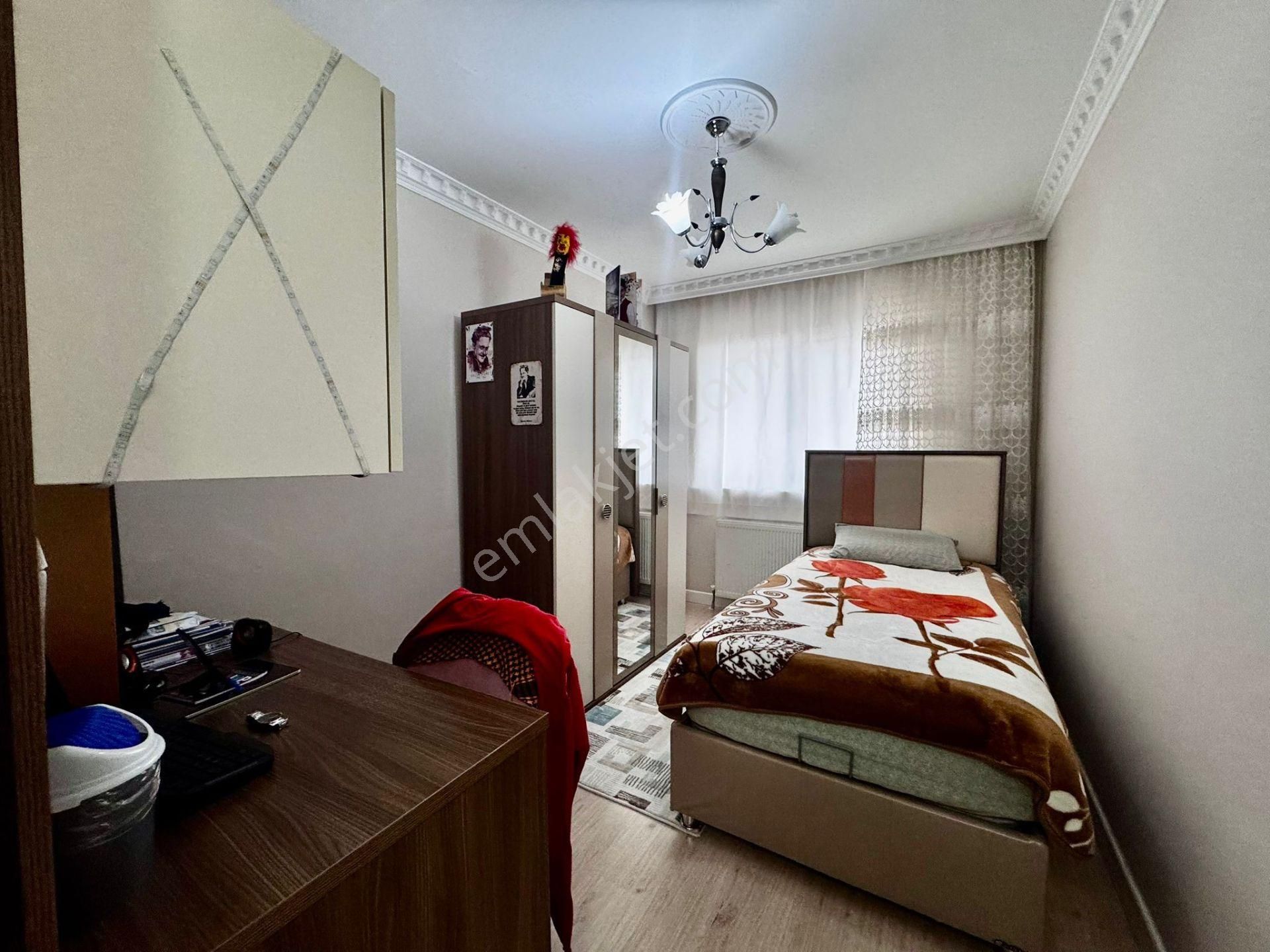 Kalecik Emlak'tan Çift Banyolu Asansörlü Teraslı 5+1 Dublex Daire - Görsel 8