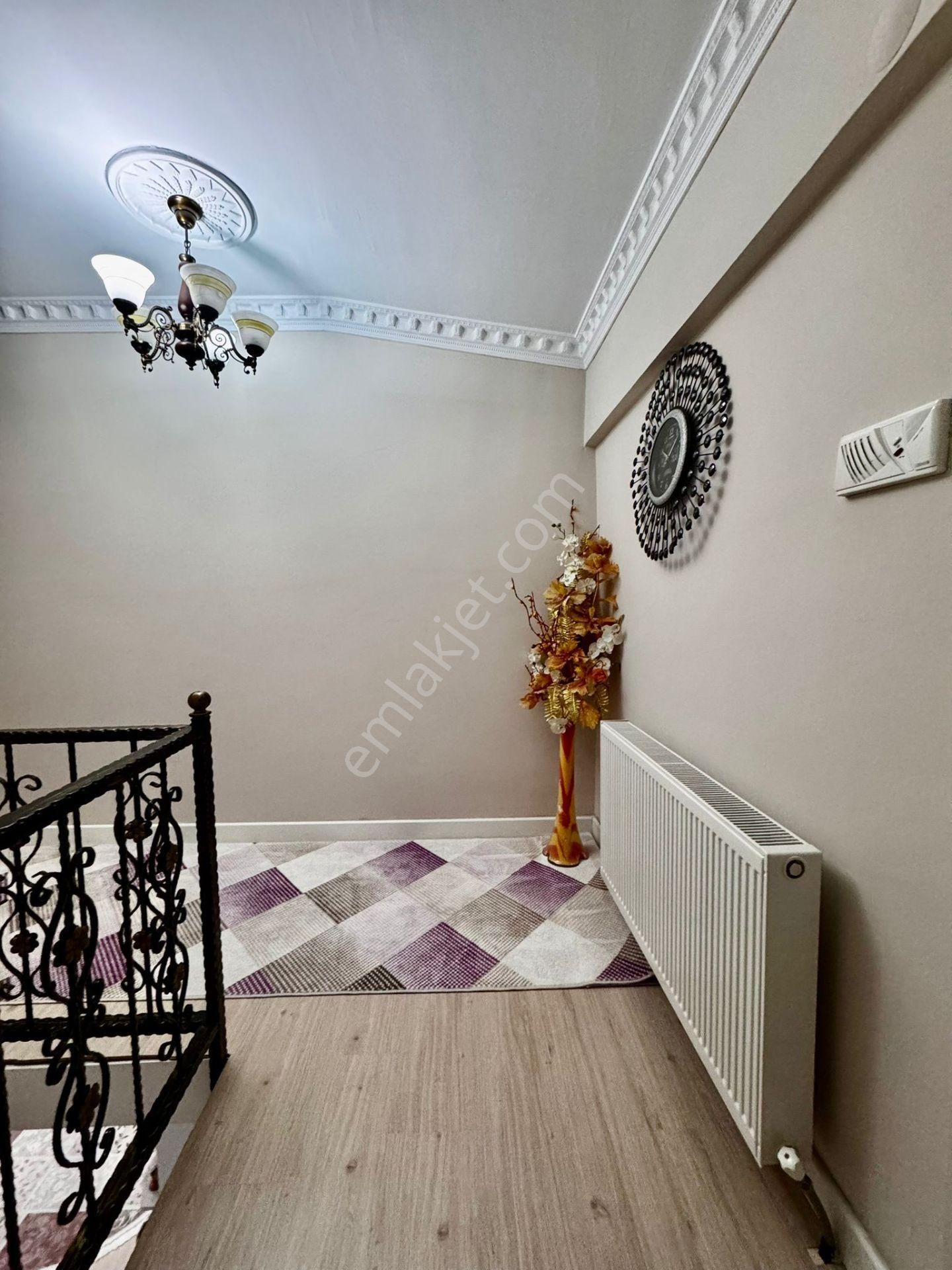 Kalecik Emlak'tan Çift Banyolu Asansörlü Teraslı 5+1 Dublex Daire - Görsel 21