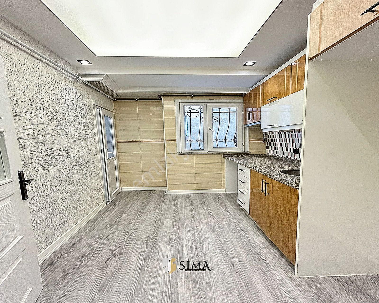 Metrobüse Yürüme Mesafesinde Balkonlu Dekorlu 2+1 Yüksek Giriş - Görsel 11