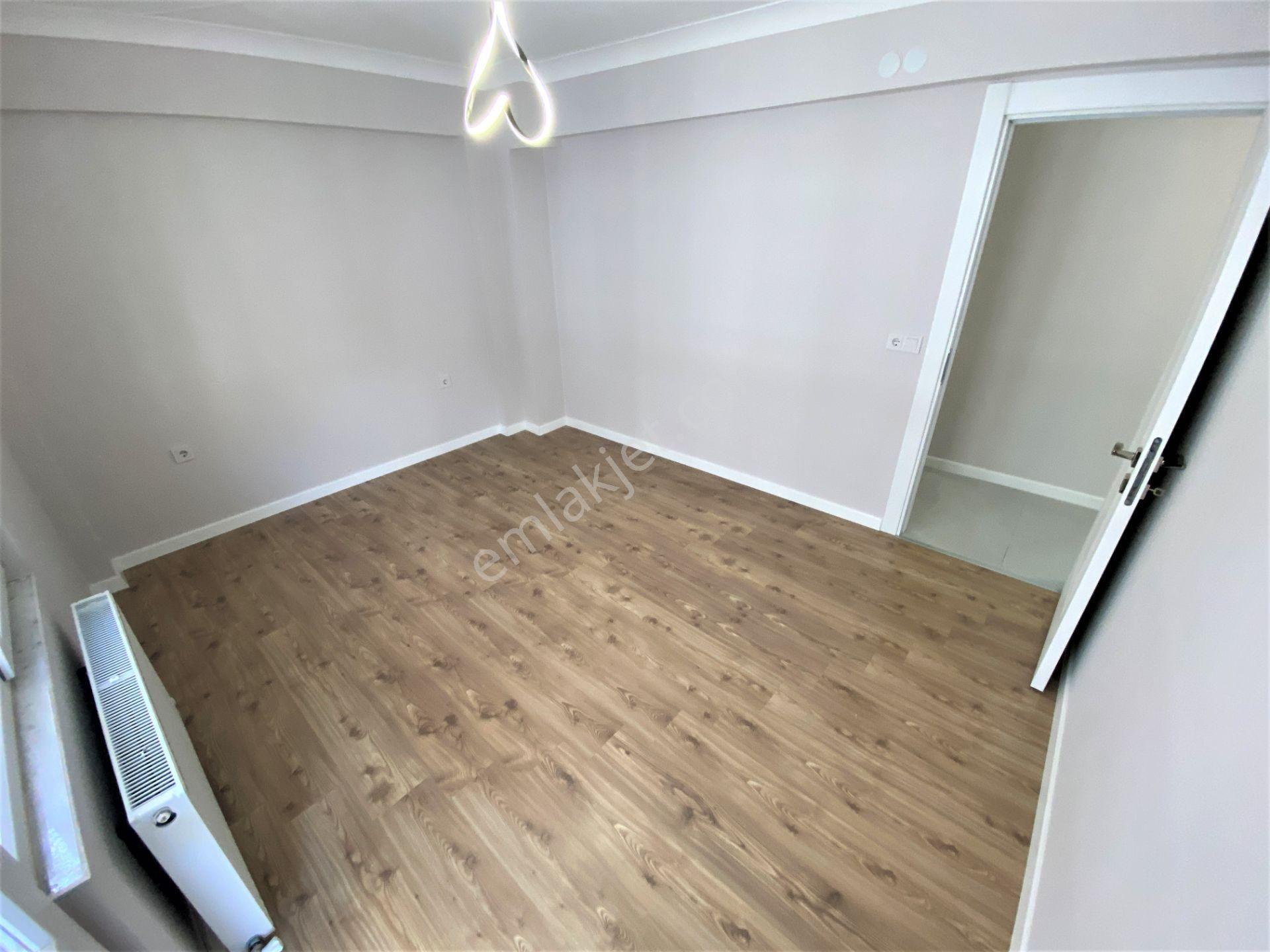 🌀gültaş Emlaktan Akçay İkizçayda Satılık 3+1 Ön Cephe Ayrı Mutfaklı Otoparklı Daire - Görsel 28