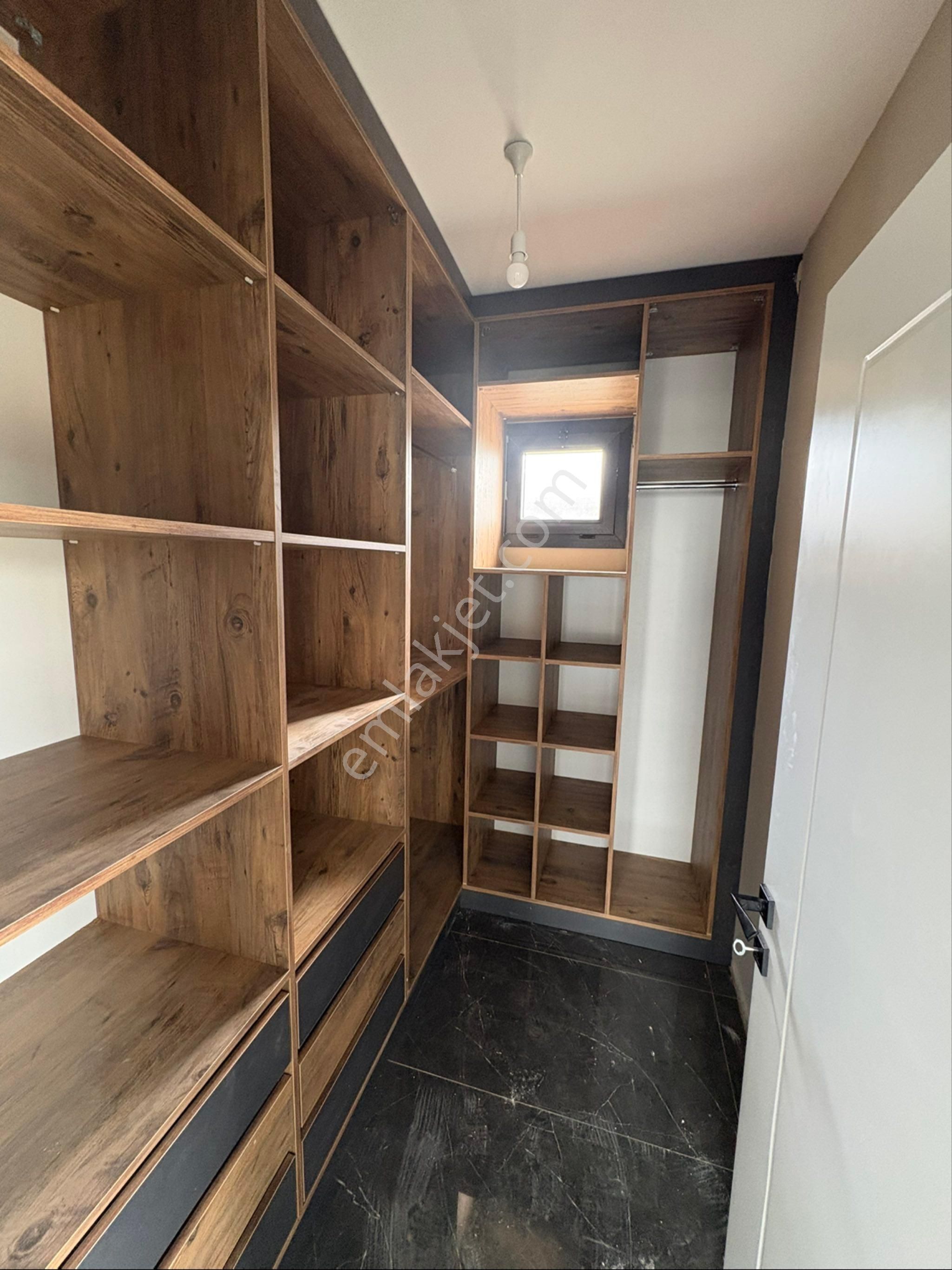 Miray Emlaktan Sevindikli Mahallesinde Satılık 3+1 Villa - Görsel 37