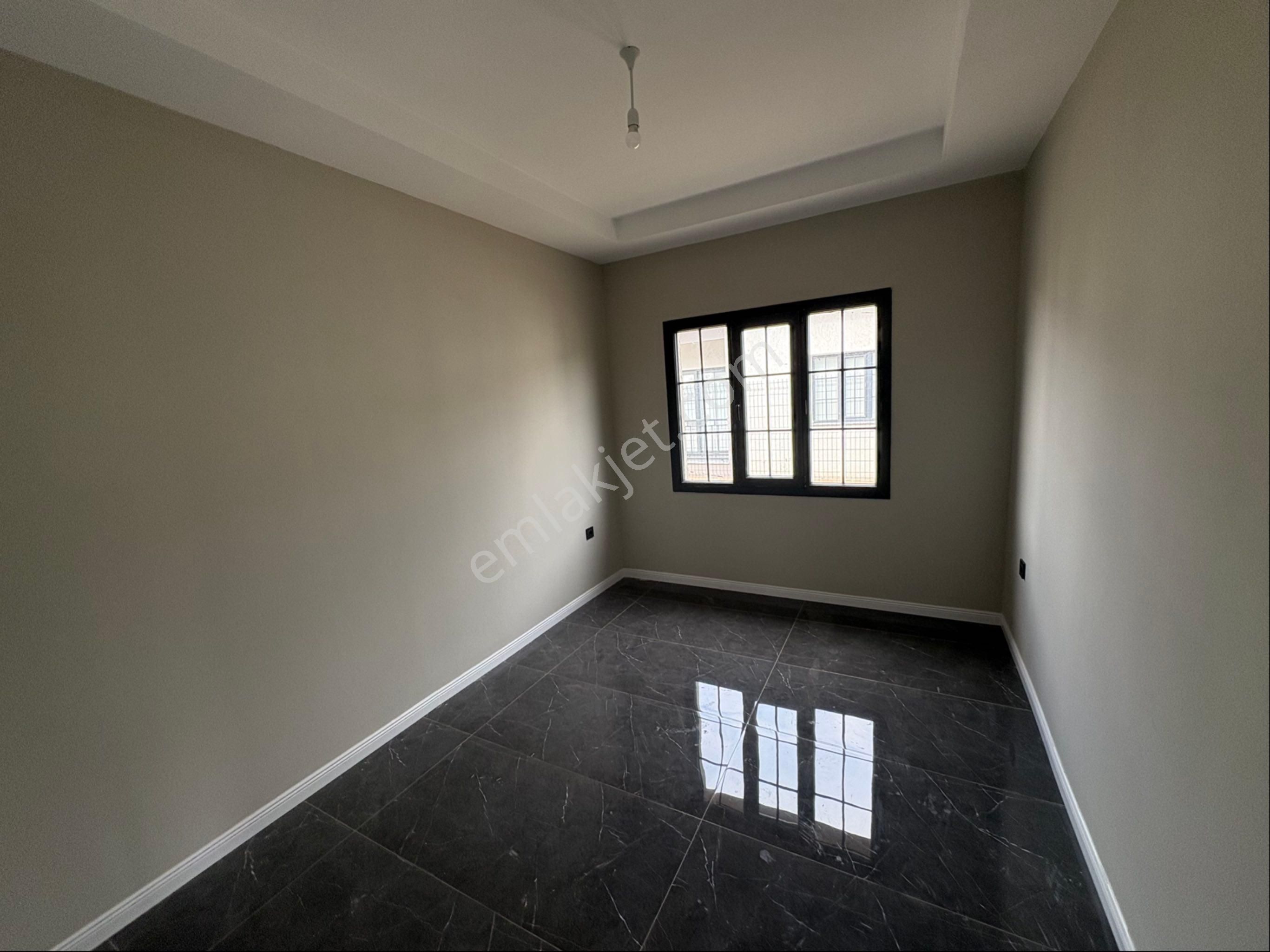 Miray Emlaktan Sevindikli Mahallesinde Satılık 3+1 Villa - Görsel 23