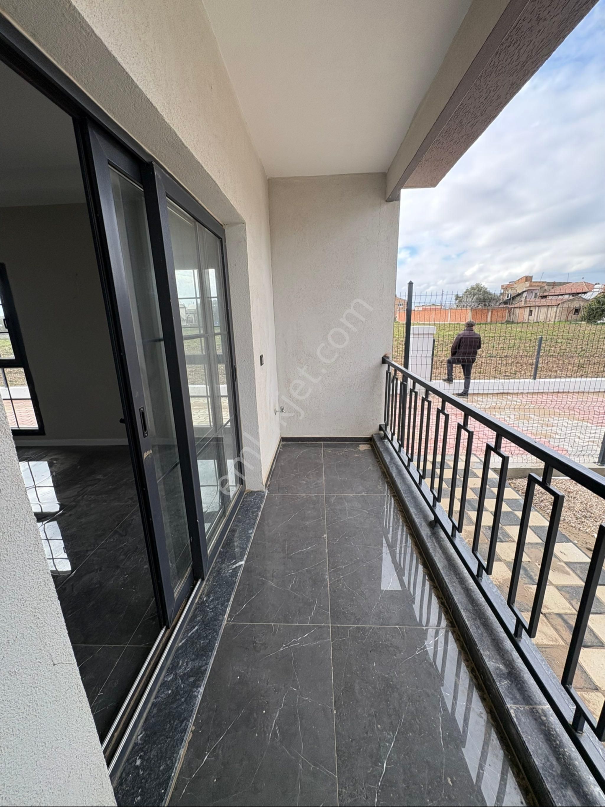 Miray Emlaktan Sevindikli Mahallesinde Satılık 3+1 Villa - Görsel 43