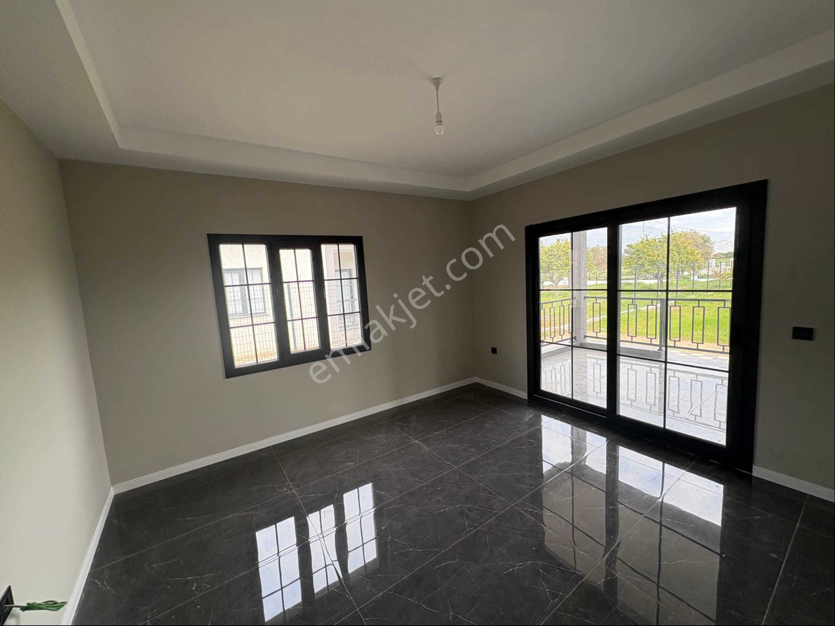 Miray Emlaktan Sevindikli Mahallesinde Satılık 3+1 Villa - Görsel 4