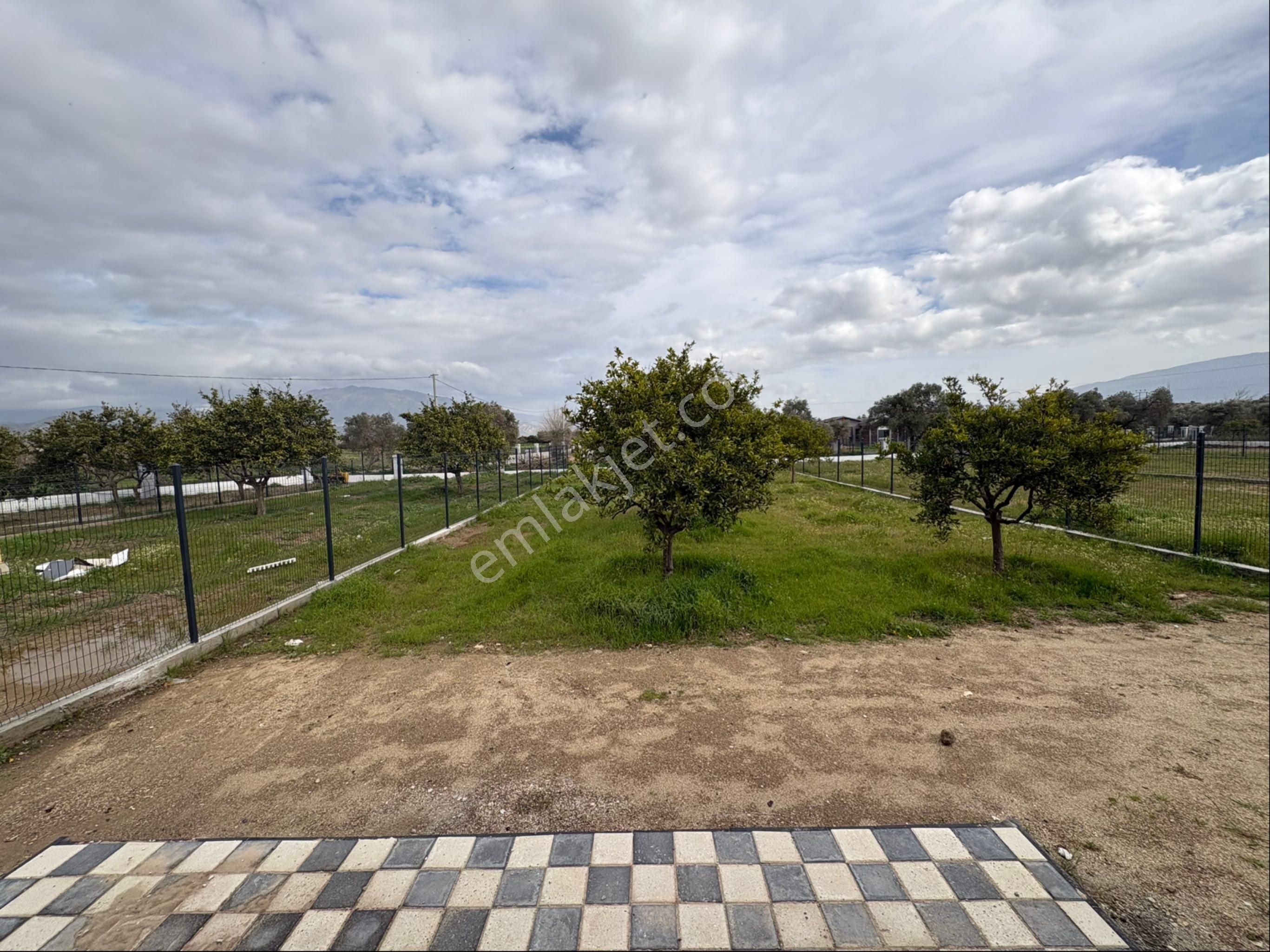 Miray Emlaktan Sevindikli Mahallesinde Satılık 3+1 Villa - Görsel 19