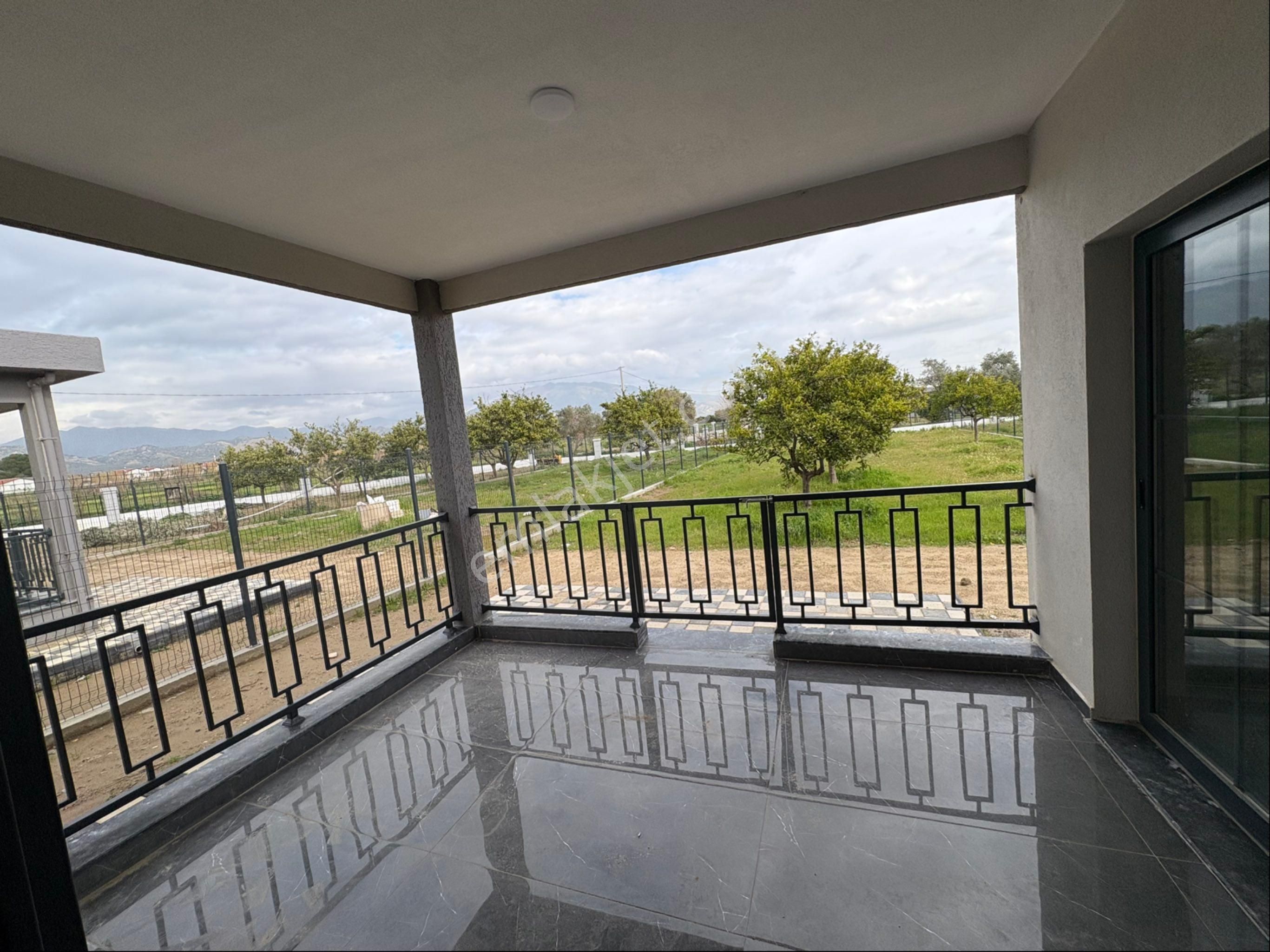 Miray Emlaktan Sevindikli Mahallesinde Satılık 3+1 Villa - Görsel 7