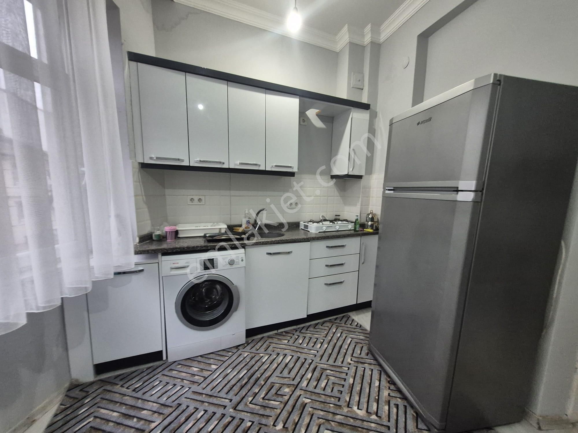 Golden Globy Edremit Cumhuriyet Meydanına Yürüme Mesafesinde Kiralık Eşyalı 1+1 Daire - Görsel 13