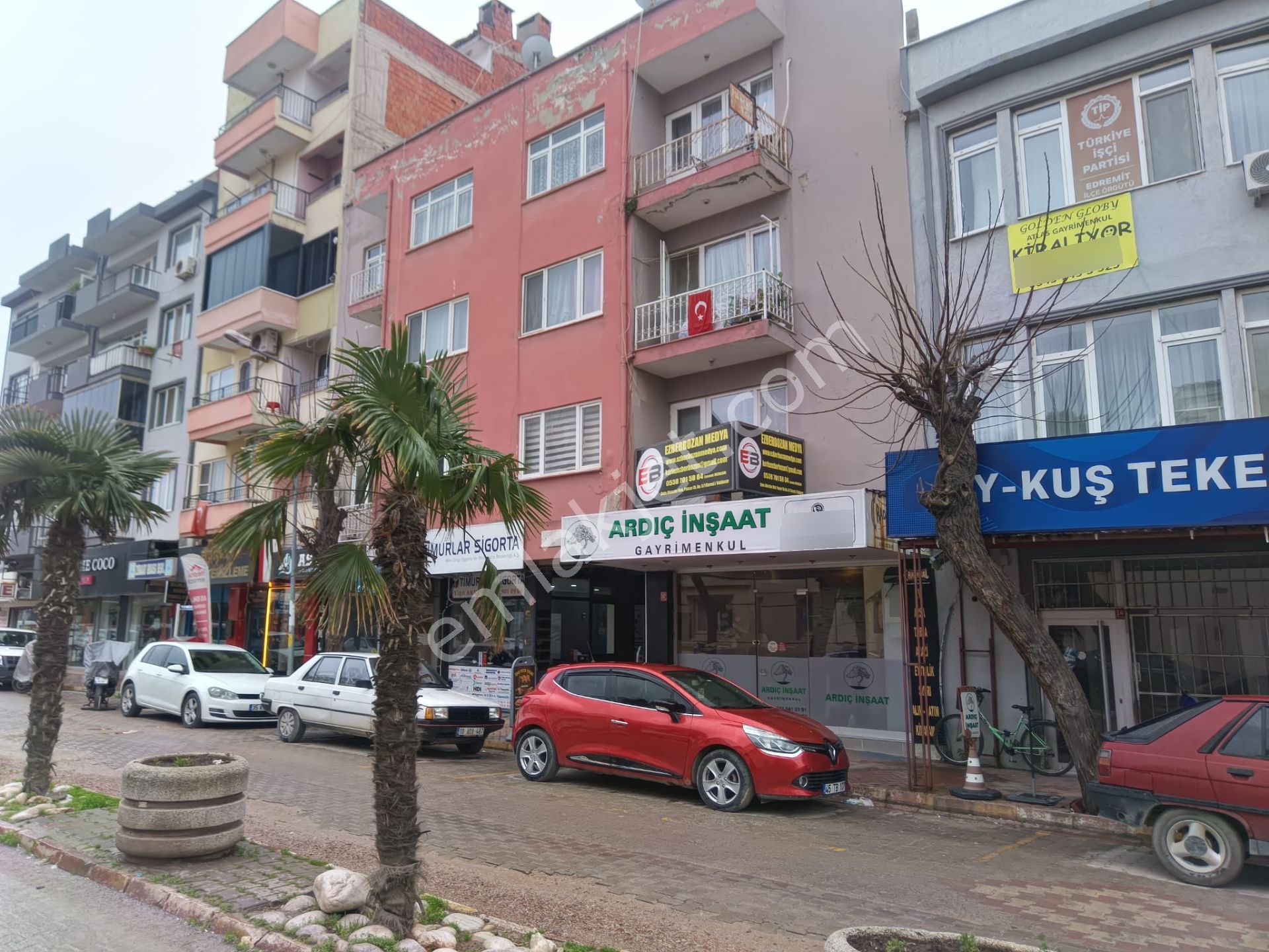 Golden Globy Edremit Cumhuriyet Meydanına Yürüme Mesafesinde Kiralık Eşyalı 1+1 Daire - Görsel 17