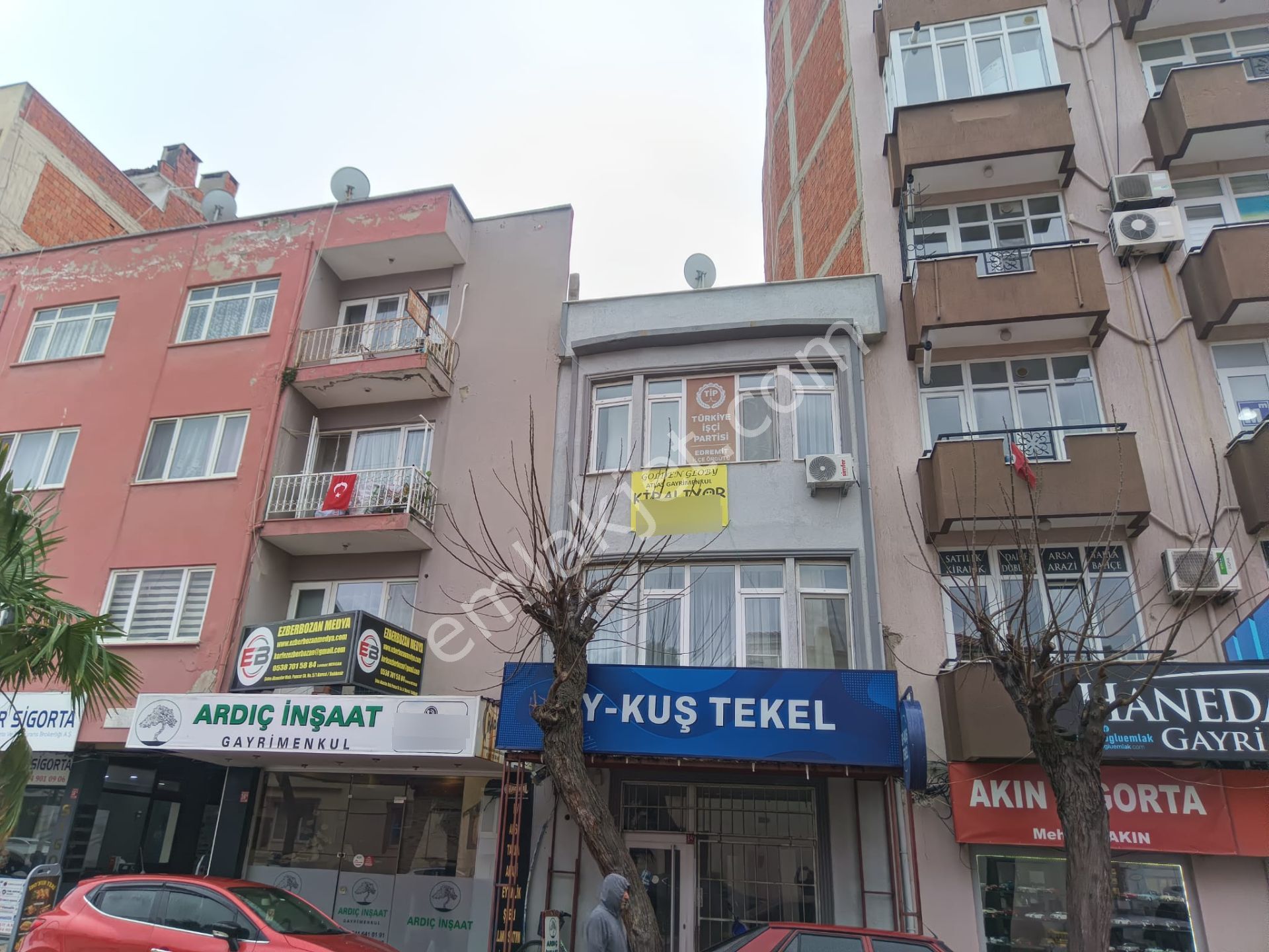 Golden Globy Edremit Cumhuriyet Meydanına Yürüme Mesafesinde Kiralık Eşyalı 1+1 Daire - Görsel 16