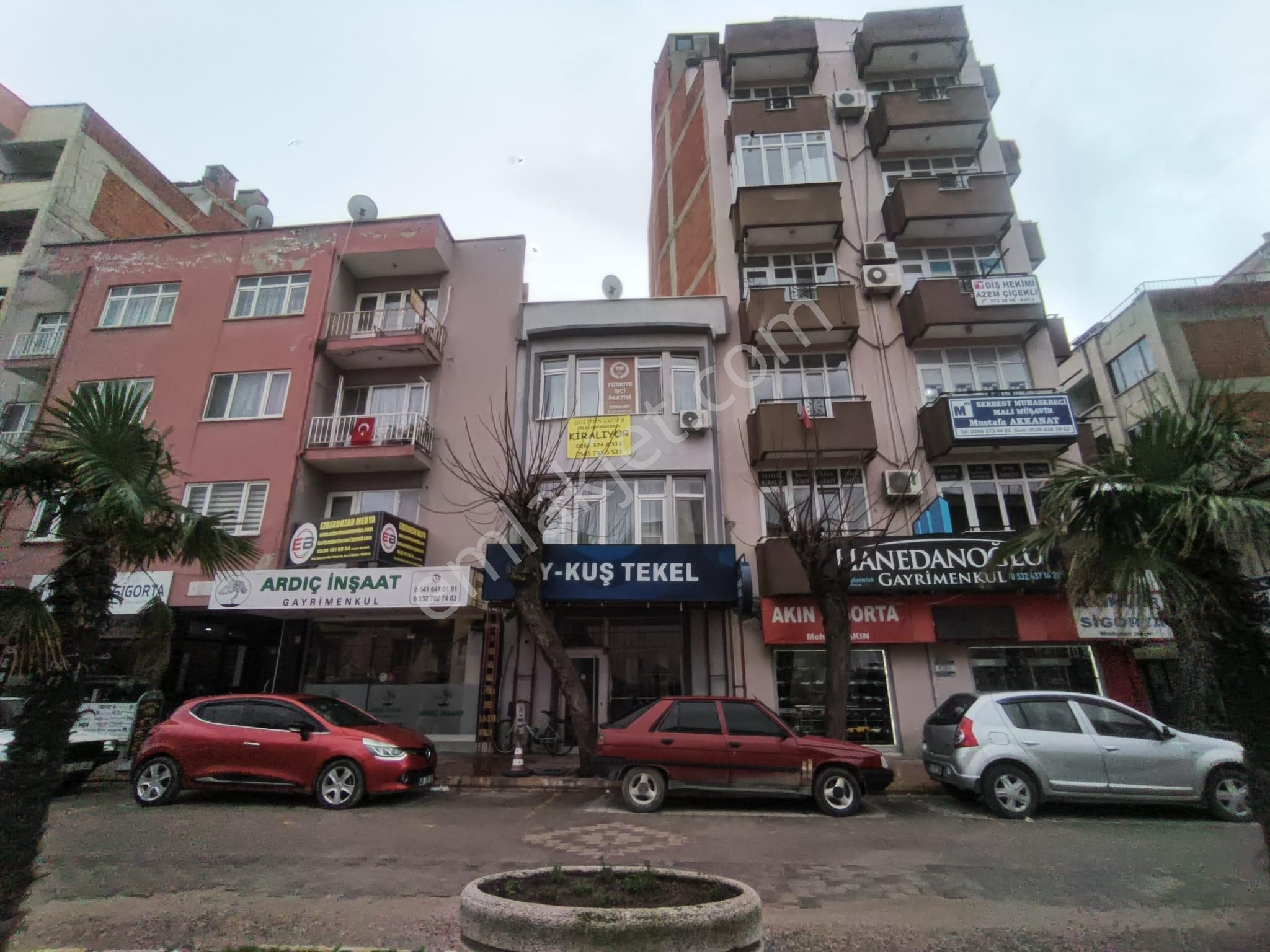 Golden Globy Edremit Cumhuriyet Meydanına Yürüme Mesafesinde Kiralık Eşyalı 1+1 Daire - Görsel 19