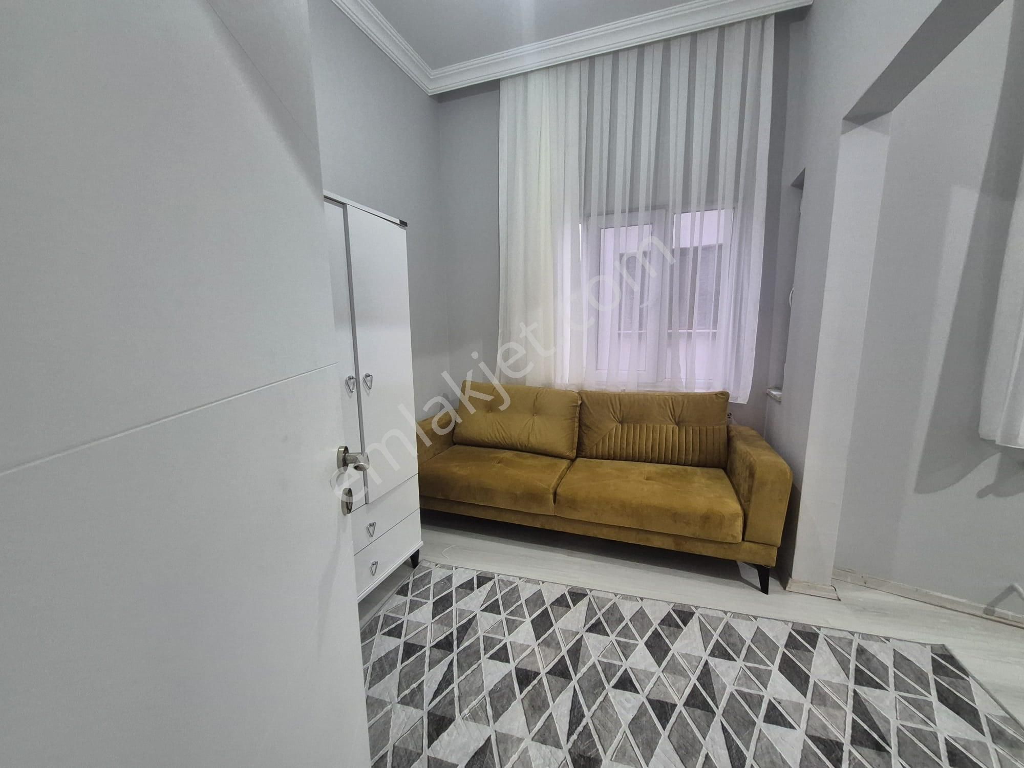 Golden Globy Edremit Cumhuriyet Meydanına Yürüme Mesafesinde Kiralık Eşyalı 1+1 Daire - Görsel 8