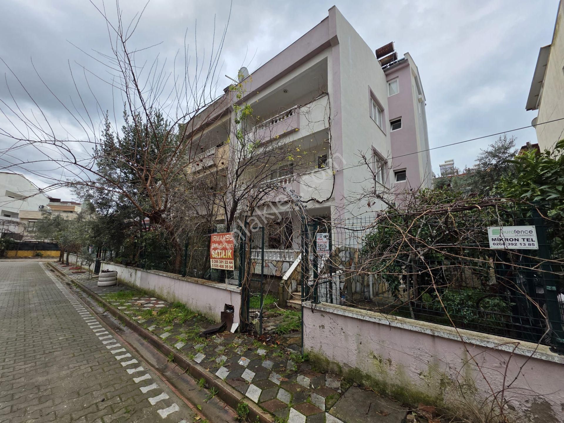 Yetkili Irmaksudan Akçay Da 4 Katlı Bahçeli 3+2 Hesaplı Villa - Görsel 20