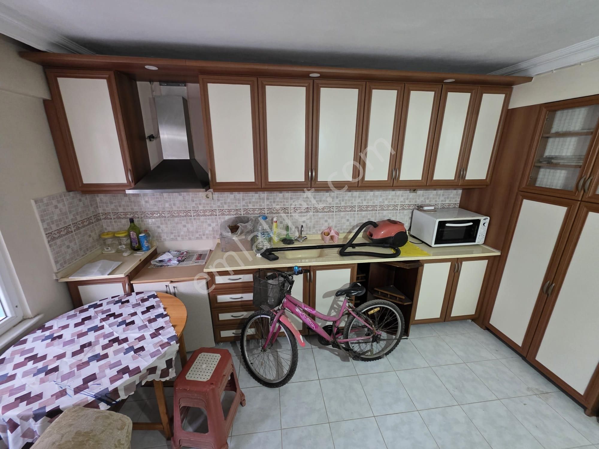 Yetkili Irmaksudan Akçay Da 4 Katlı Bahçeli 3+2 Hesaplı Villa - Görsel 15