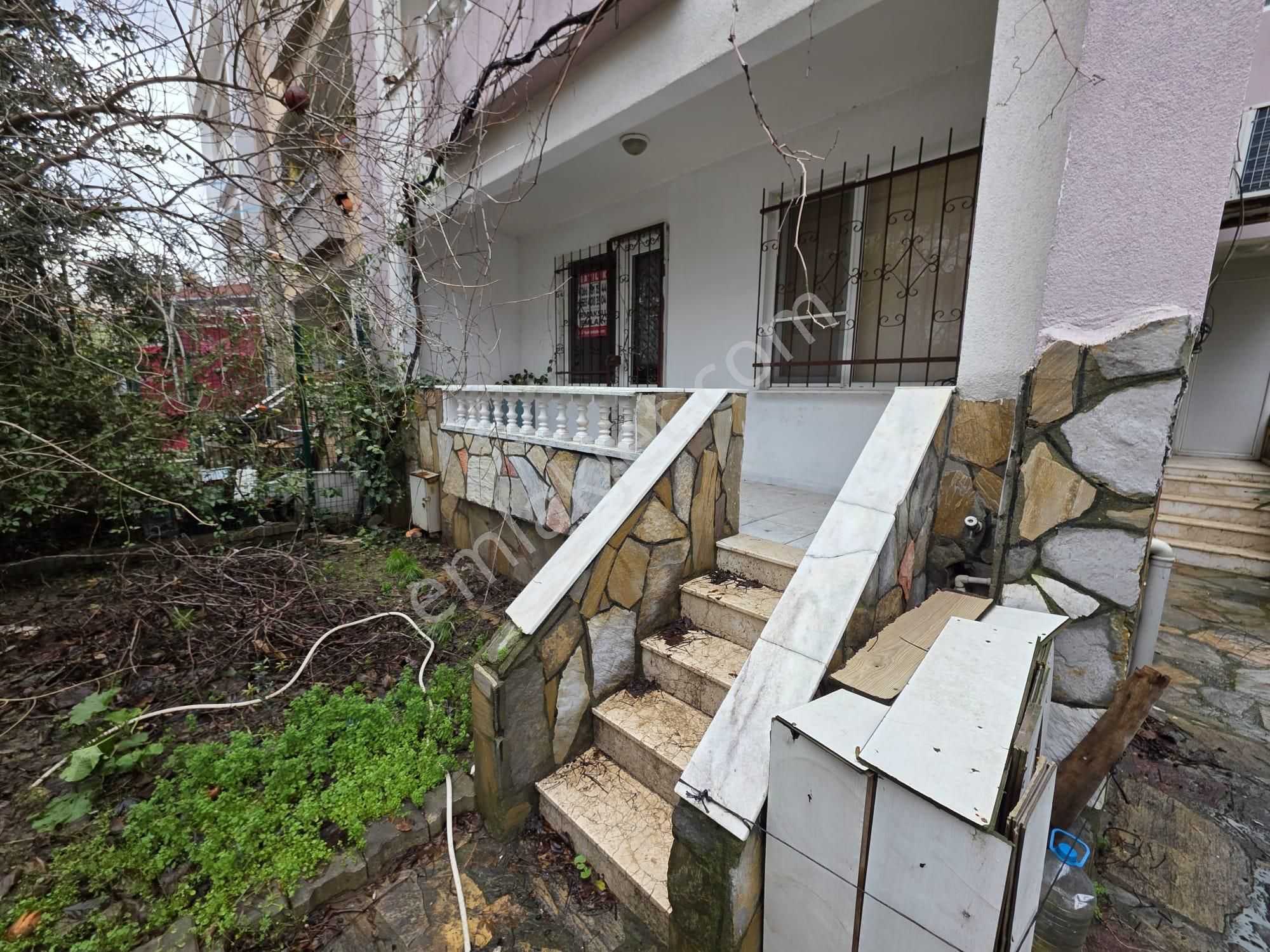 Yetkili Irmaksudan Akçay Da 4 Katlı Bahçeli 3+2 Hesaplı Villa - Görsel 2