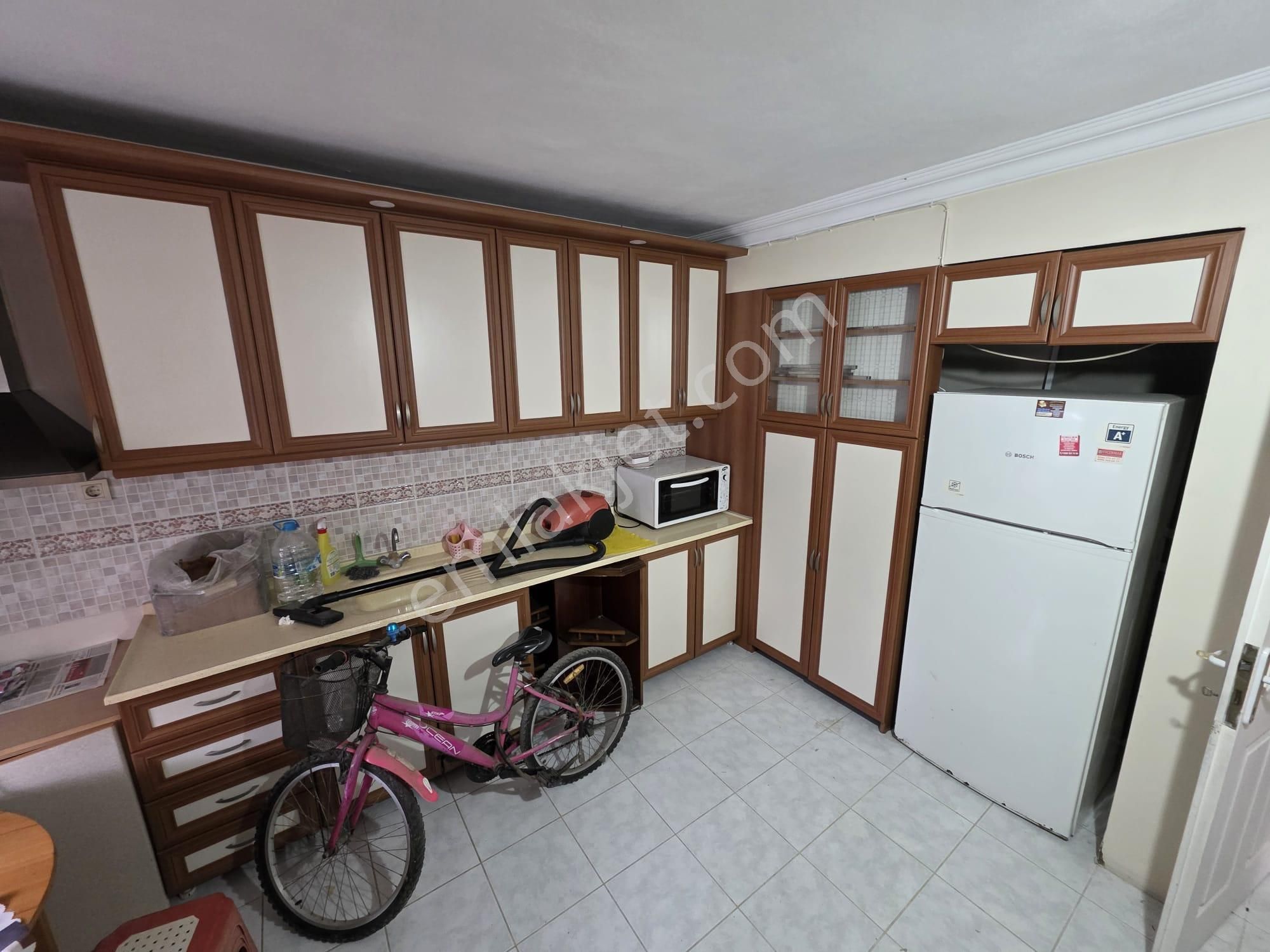 Yetkili Irmaksudan Akçay Da 4 Katlı Bahçeli 3+2 Hesaplı Villa - Görsel 9