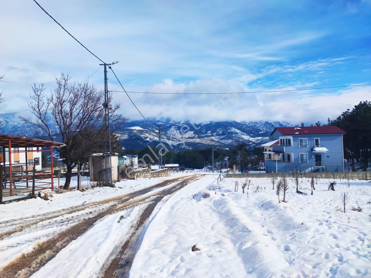 Kar Emlaktan Yenikonacık Kırıntı Mevkiinde 300 M2 Satılık Arsa - Görsel 6