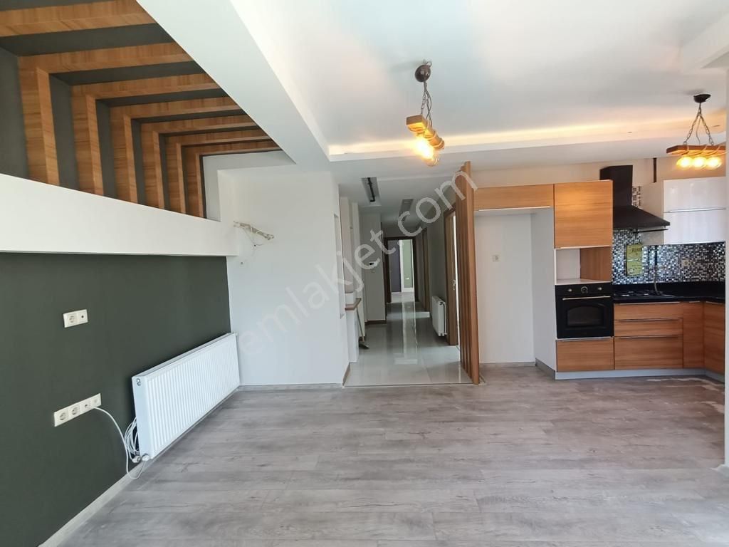 Remint’den Yüzüncüyıl Mahallesinde 3+1 Açık Mutfak Ditrk Hasarsız Satılık Daire Kaçmaz Uygun Fiyat!! - Görsel 7