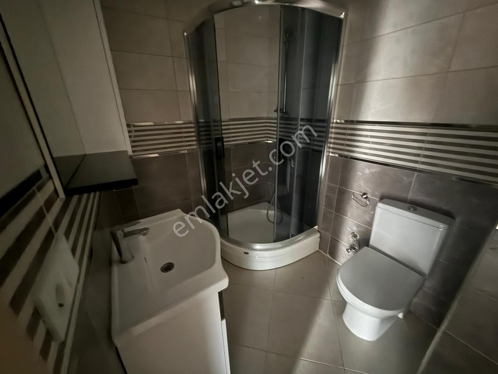 Remax Palas'tan Kartepe Hasanpaşa Mah. 2+1 Satılık Daire - Görsel 14