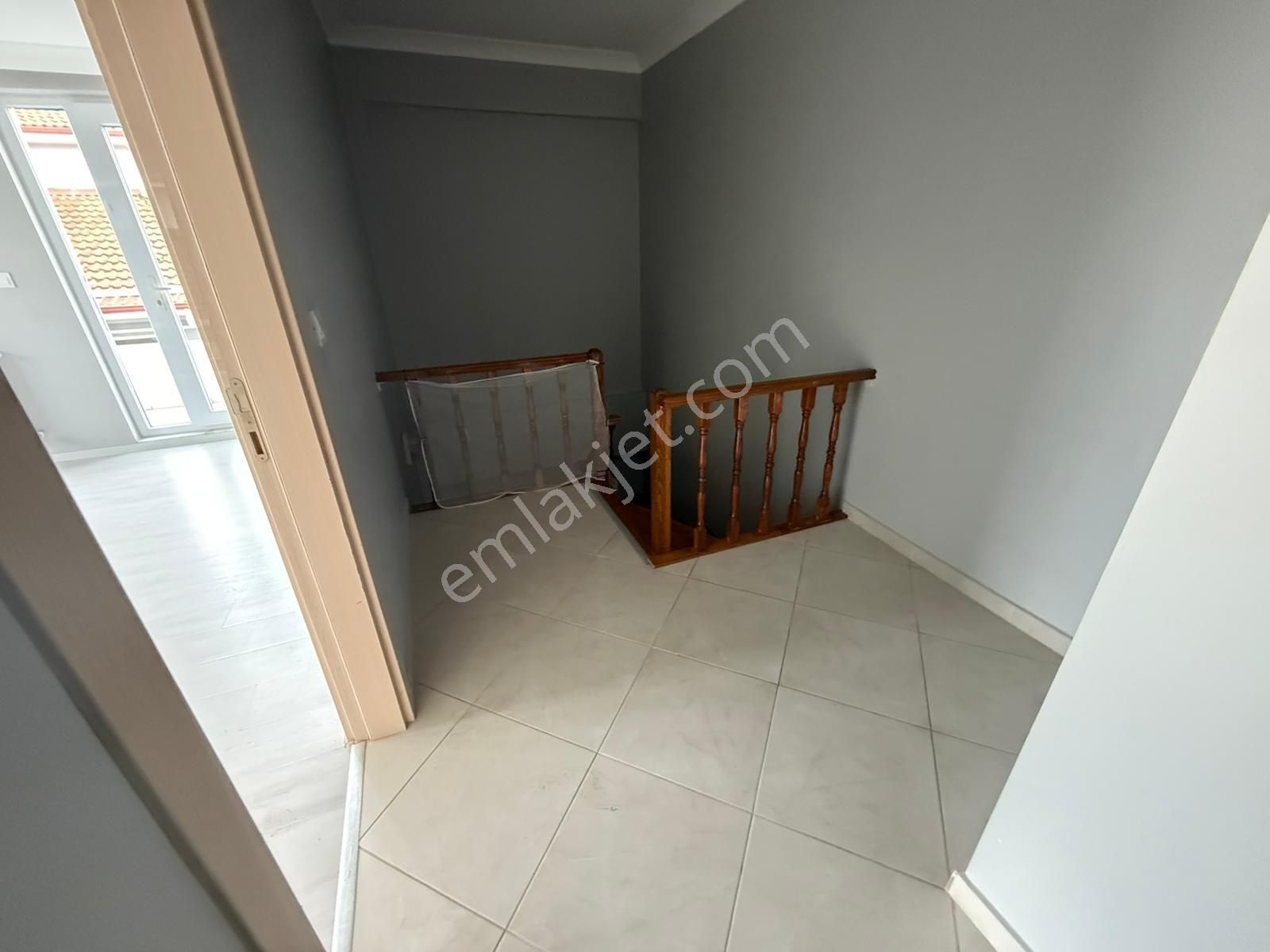 Remax Palas'tan Kartepe Hasanpaşa Mah. 2+1 Satılık Daire - Görsel 11