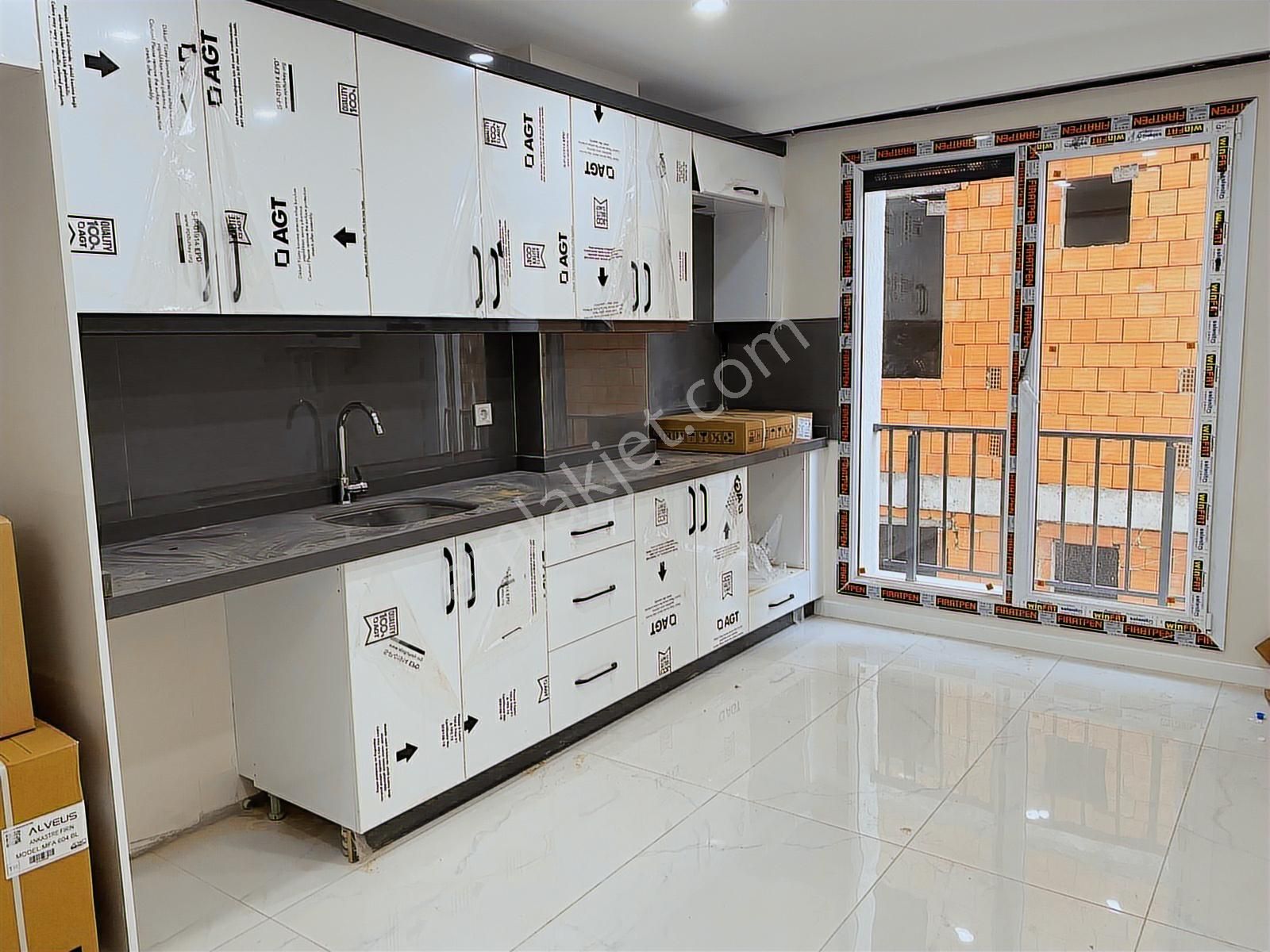 Lidya Emlak'tan 2+1 100m2 Sıfır Ankastreli Kombili Ara Kat Daire