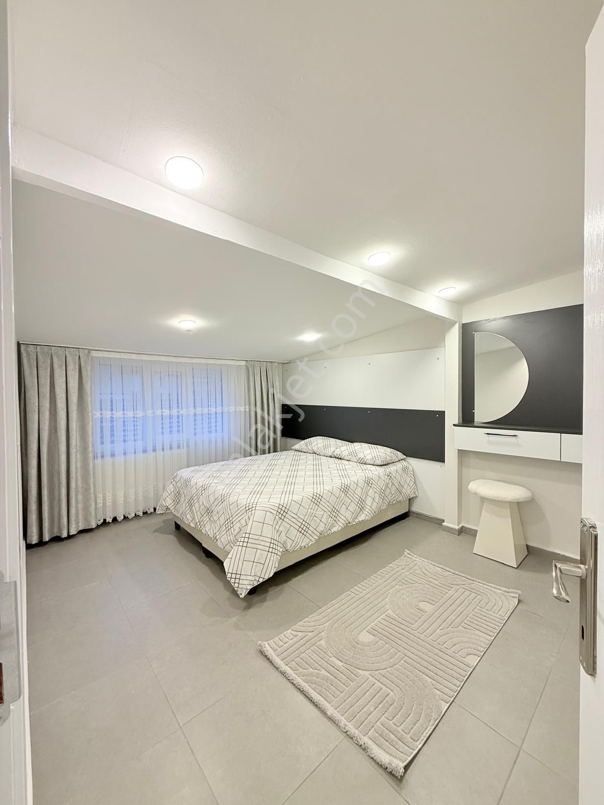 Foruma Yakın Sıfır Eşyalı Yatırımlık 1+1 Satılık Apart - Görsel 13