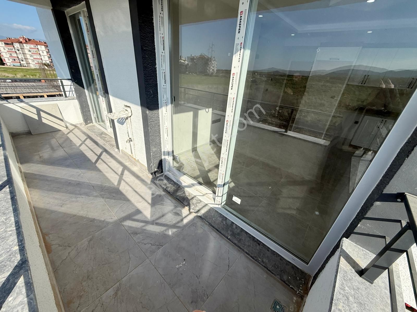 Yüksel'den Badem Alanında Yerden Isıtmalı 1+1 Sıfır Arakat Daire - Görsel 18