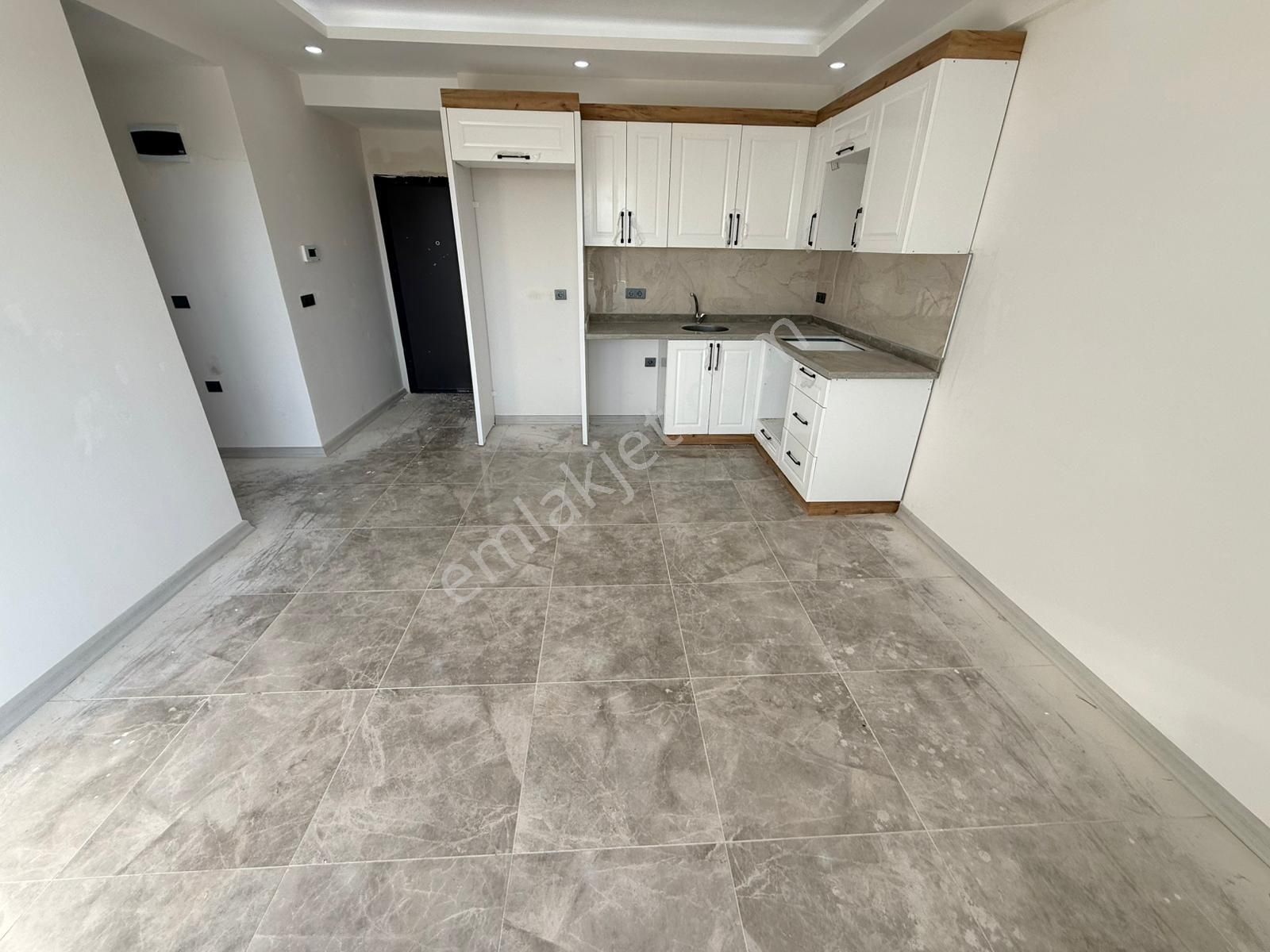 Yüksel'den Badem Alanında Yerden Isıtmalı 1+1 Sıfır Arakat Daire - Görsel 2